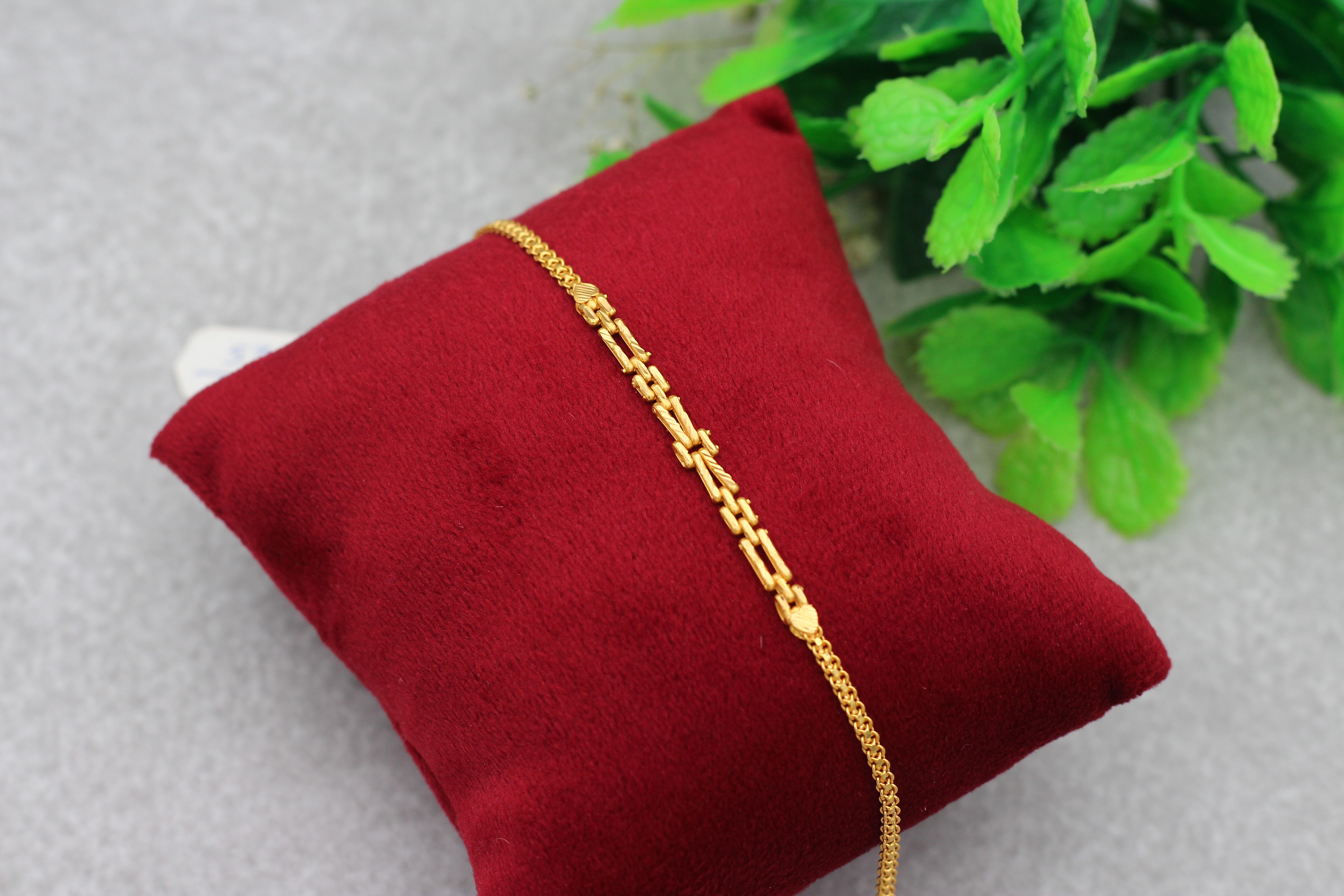 BRACELET (GOLD BRACELET)