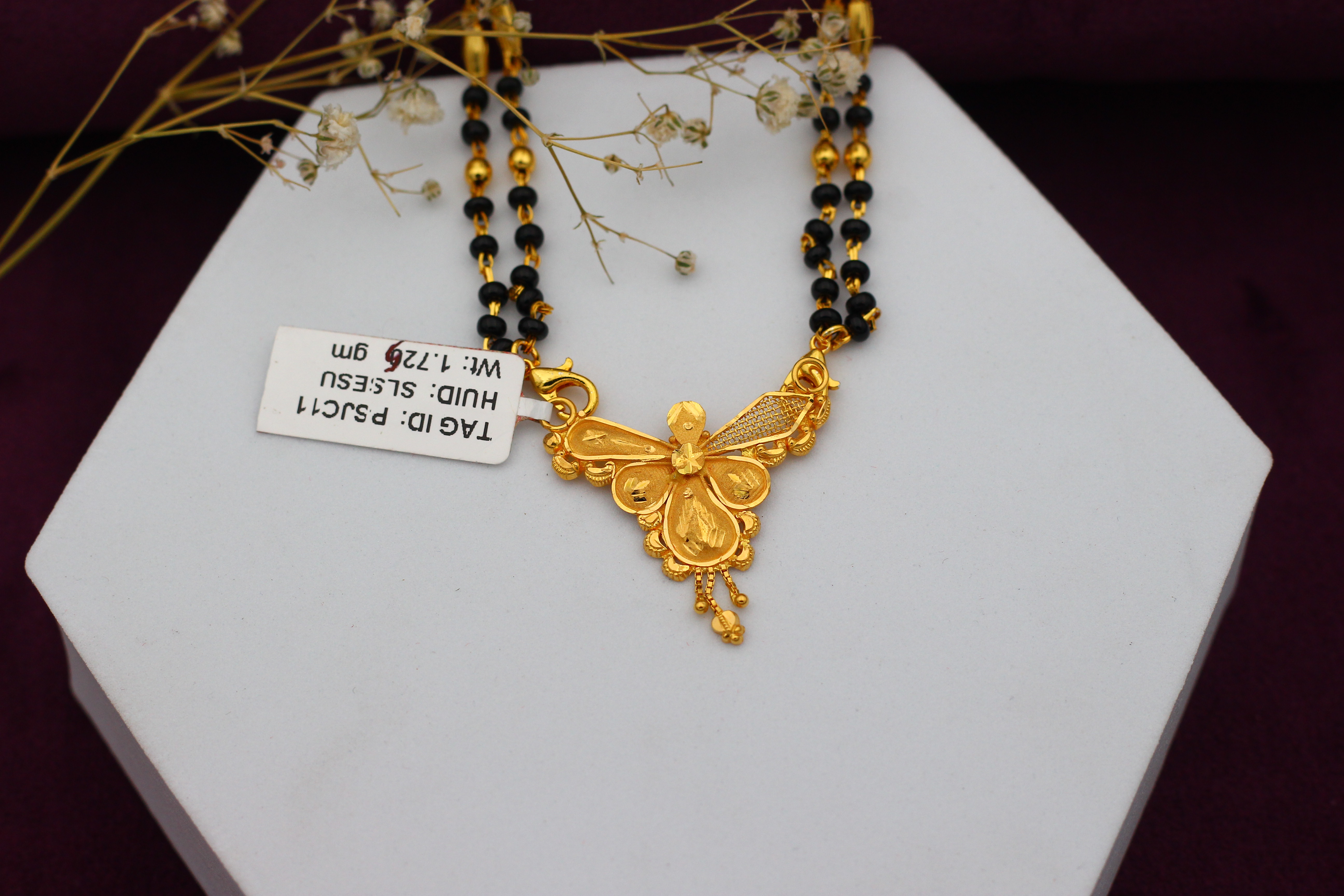PENDANT (GOLD PENDANT)