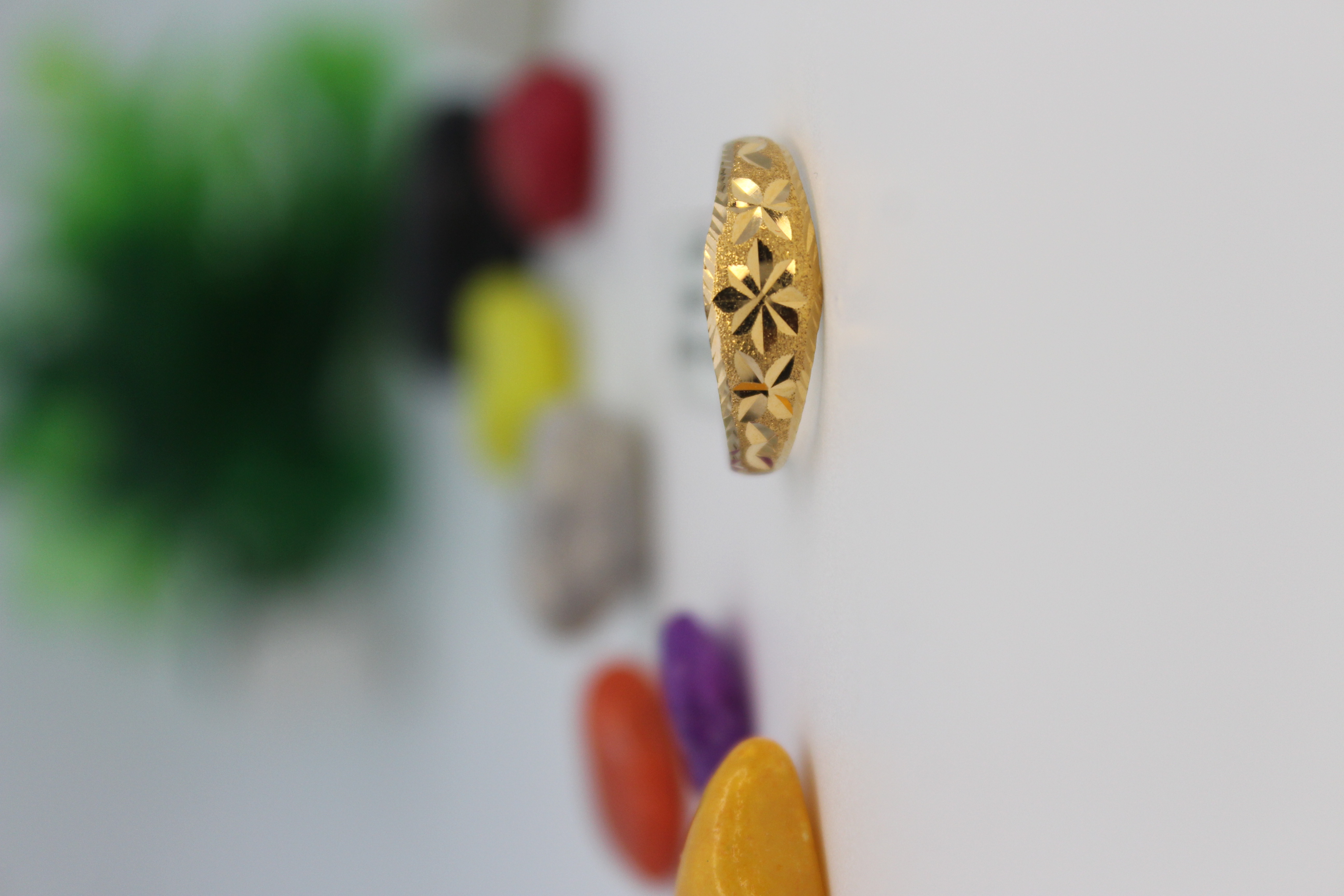 LADIES GOLD DESIGN RING