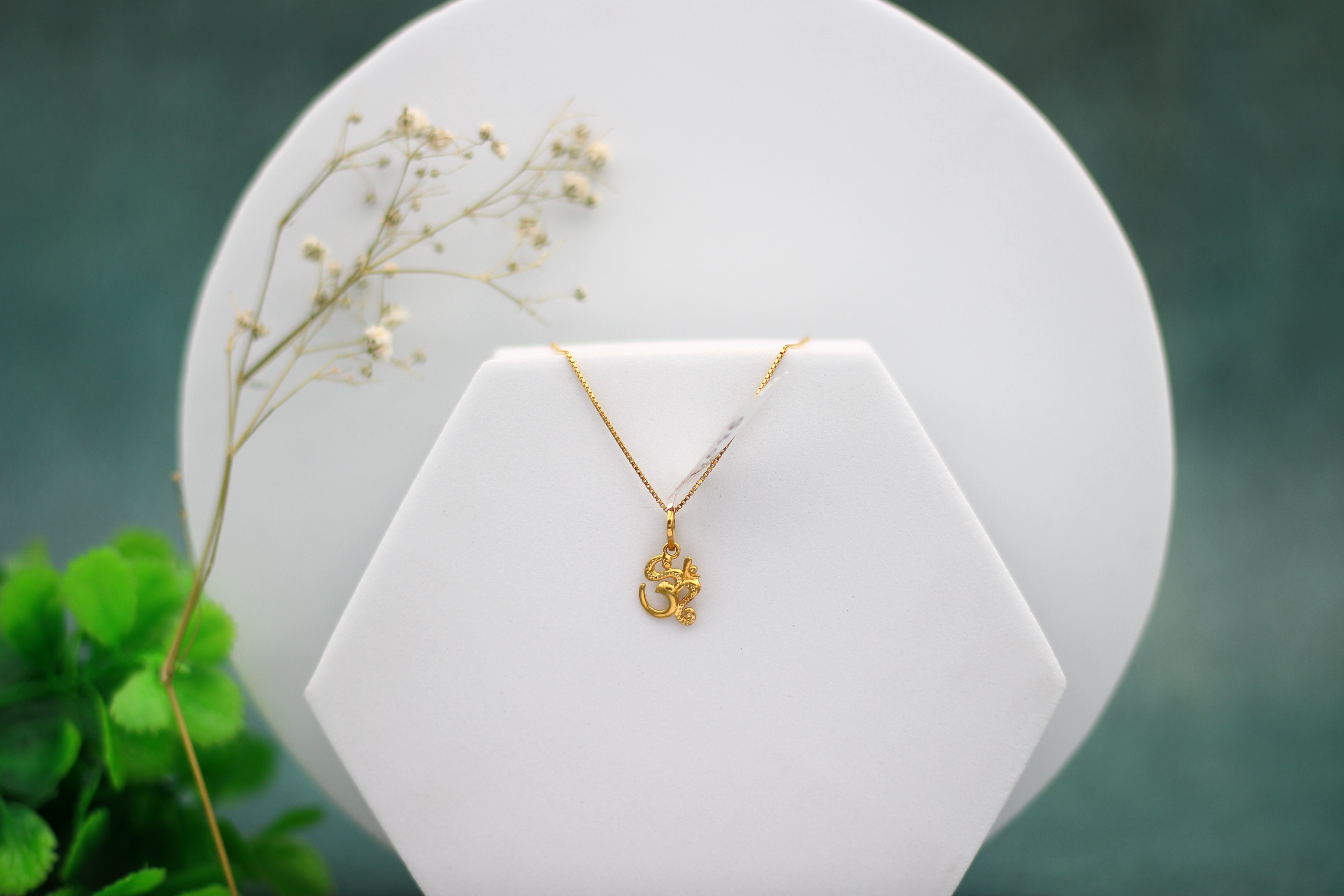 LOCKET (GOLD LOCKET)