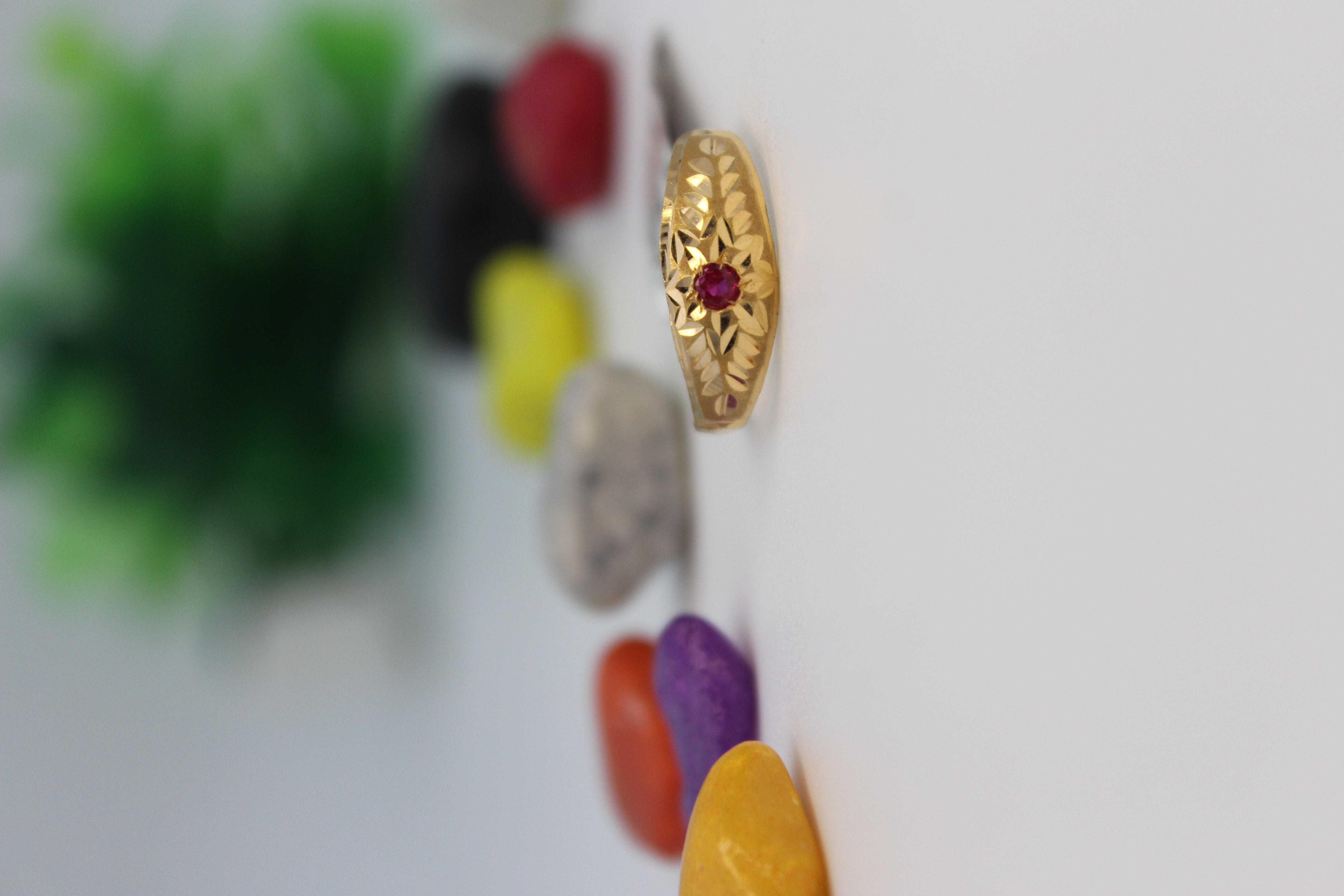 LADIES GOLD DESIGN RING