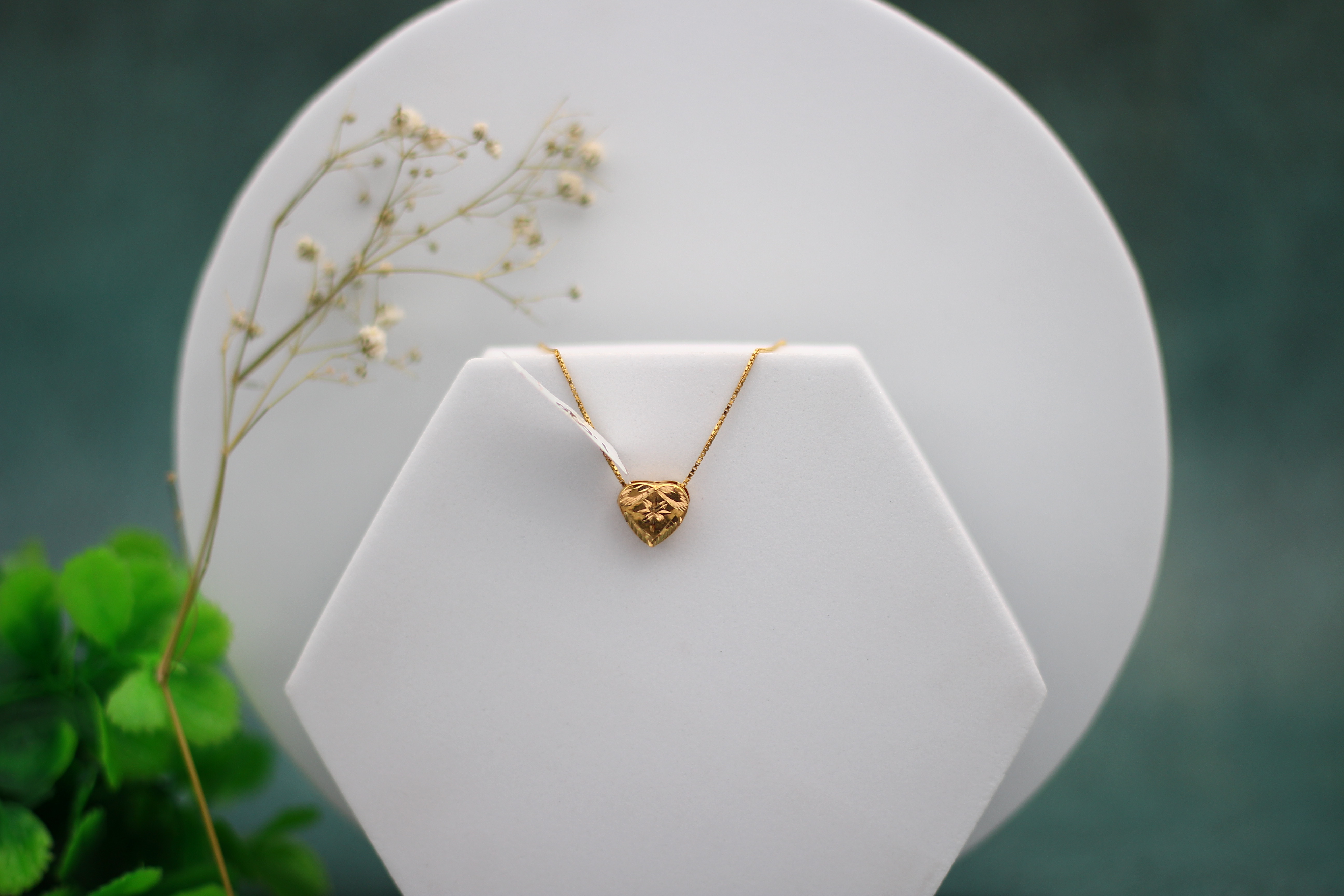 LOCKET (GOLD LOCKET)