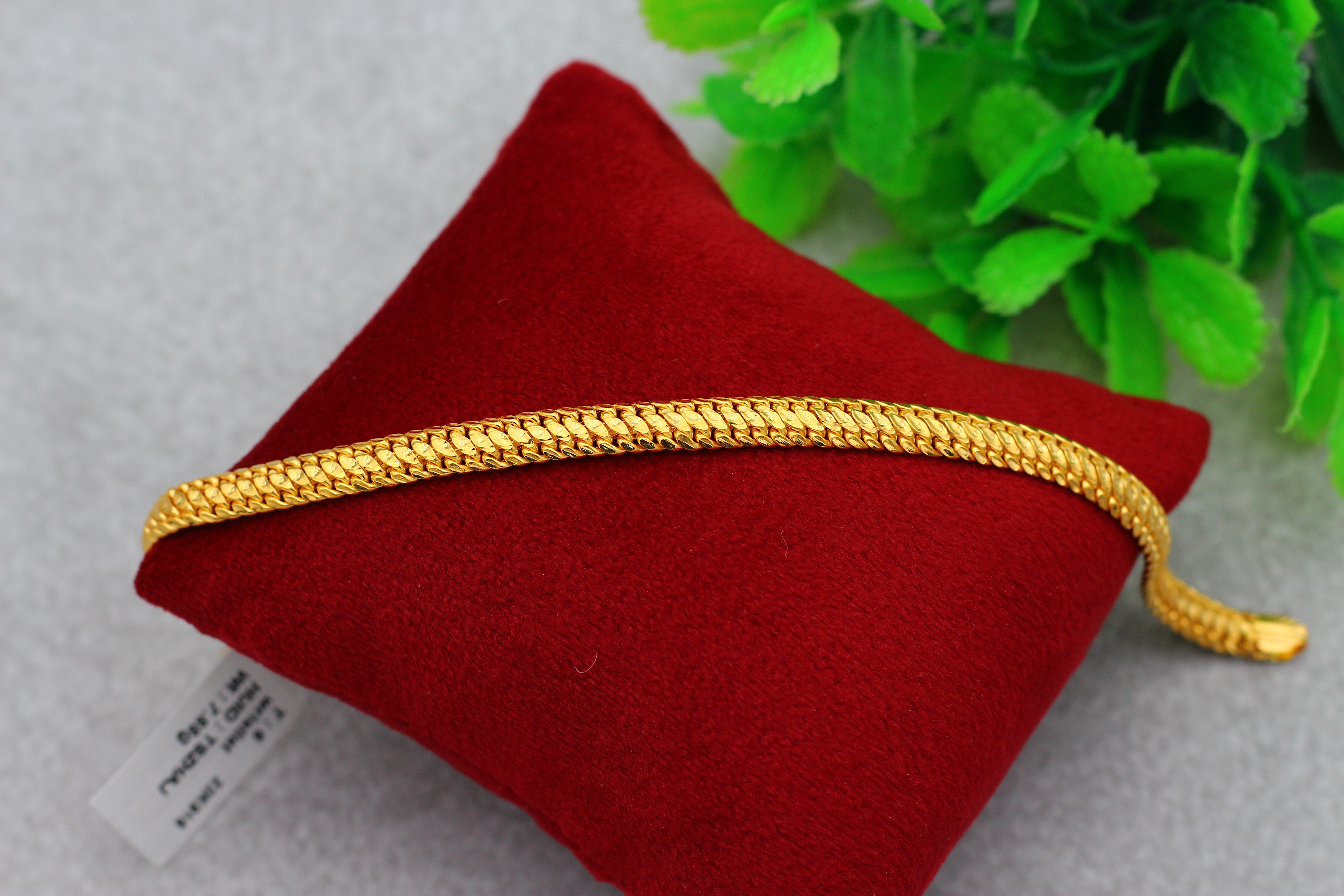 BRACELET (GOLD BRACELET)