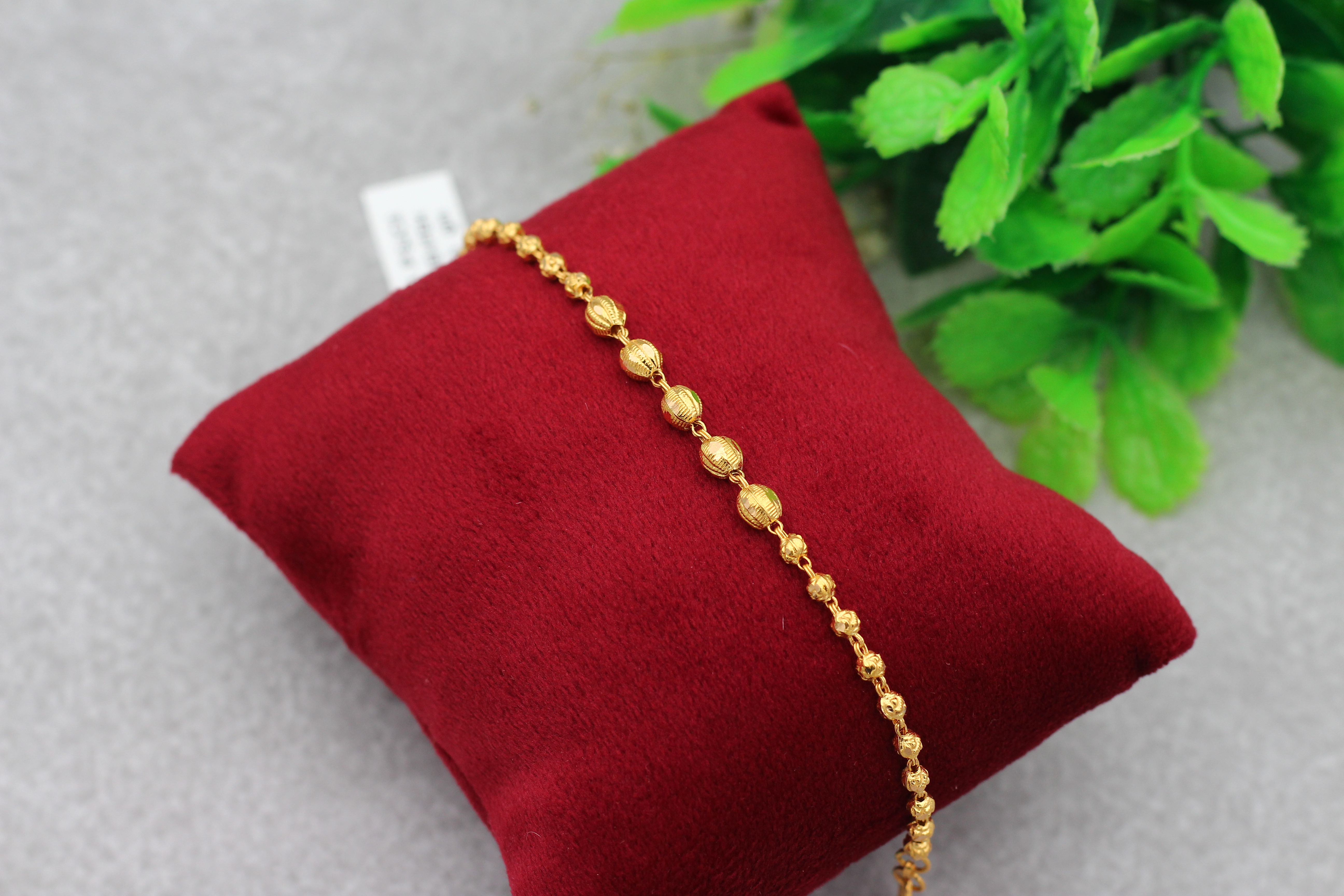 BRACELET (GOLD BRACELET)
