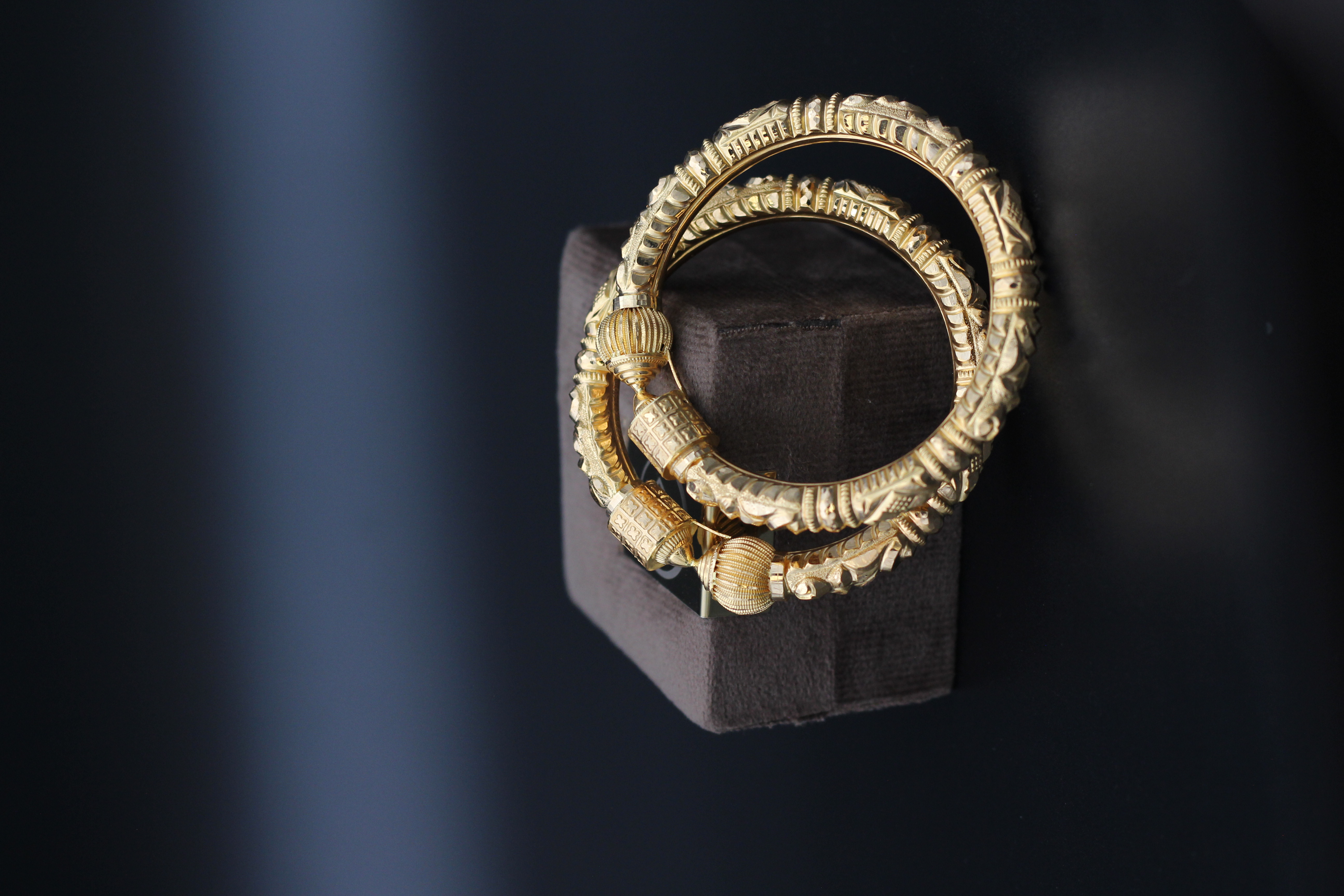 BALA (DESIGN BANGLE)