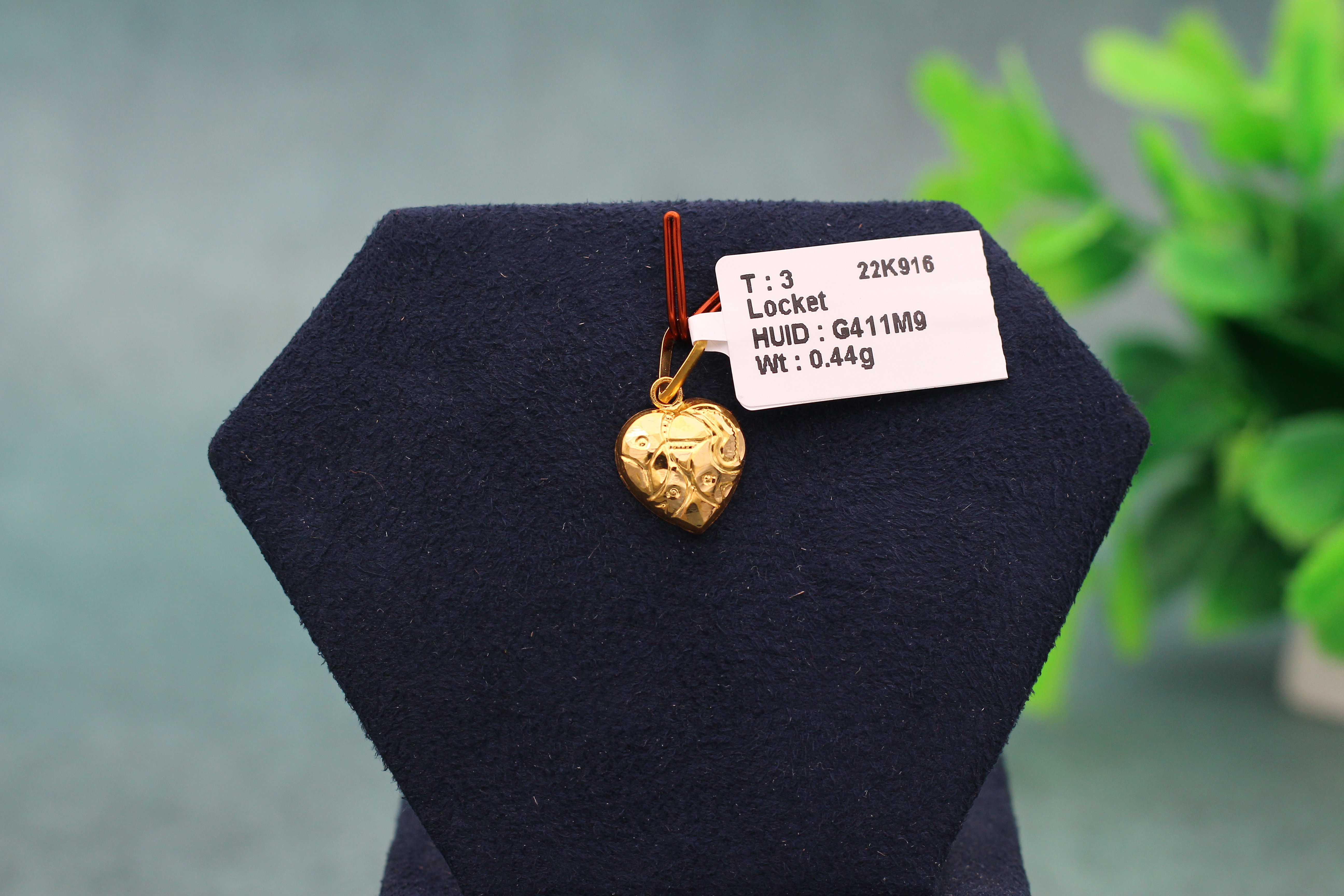 LOCKET (GOLD LOCKET)