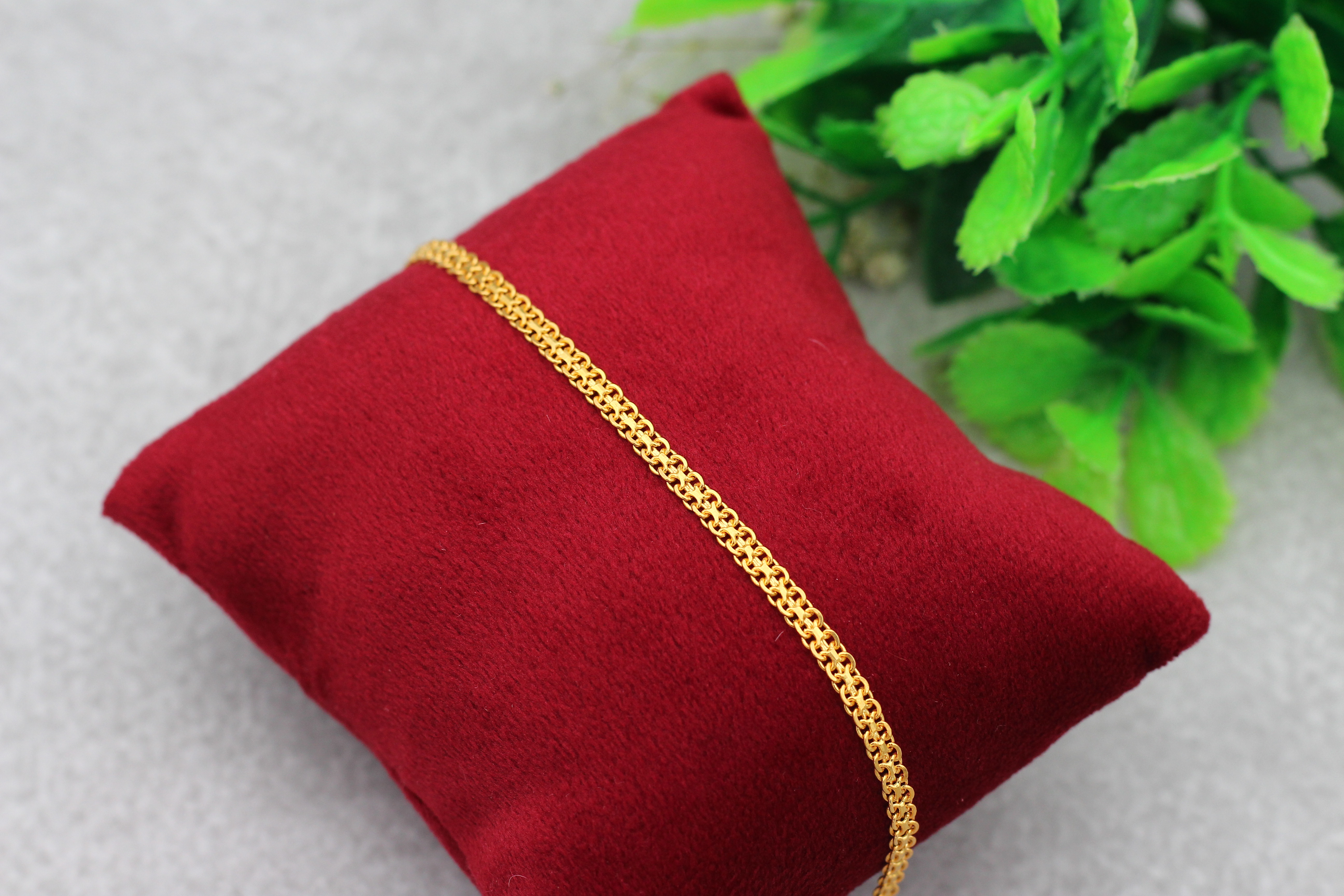 BRACELET (GOLD BRACELET)