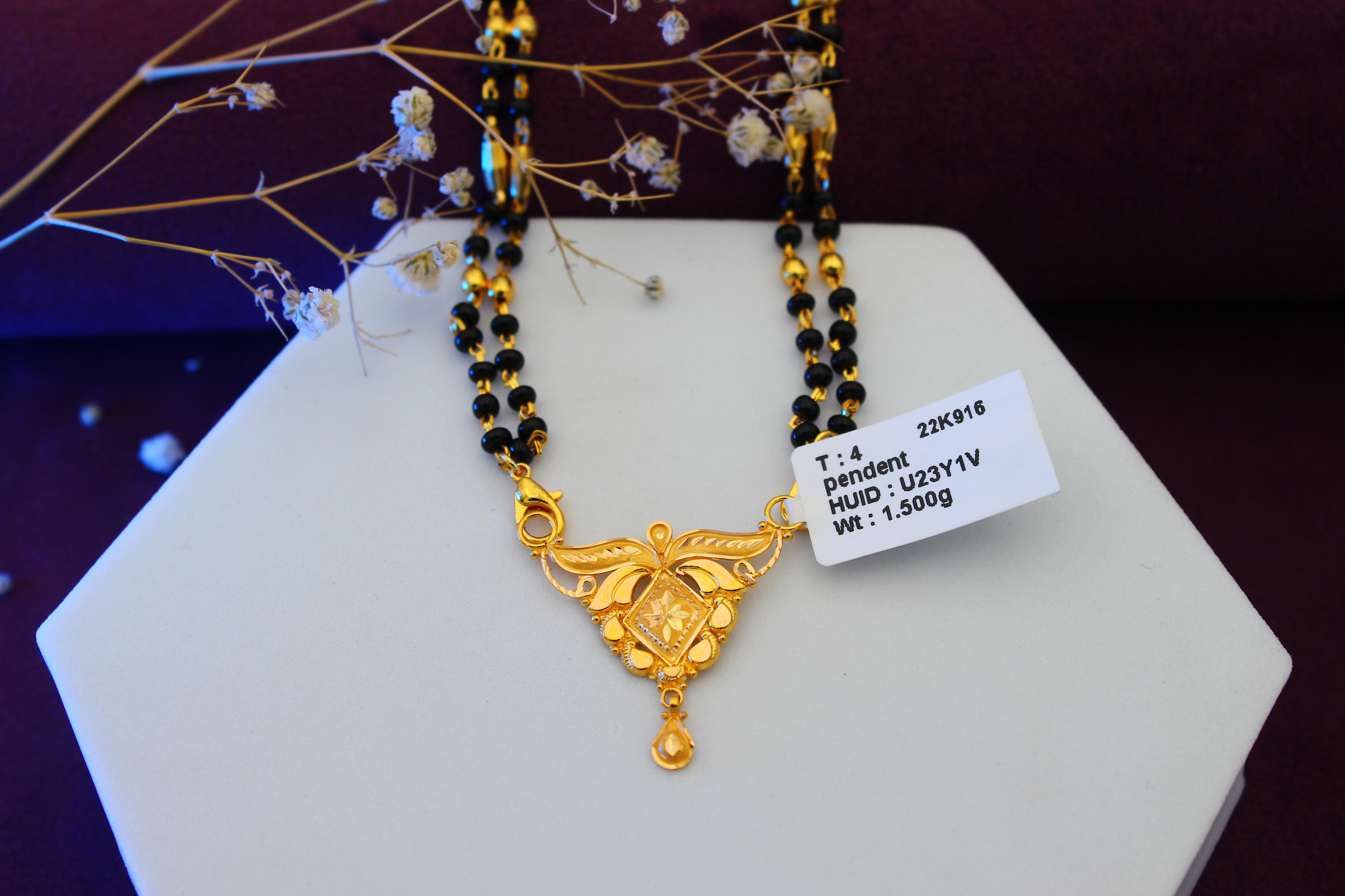 PENDANT (GOLD PENDANT)