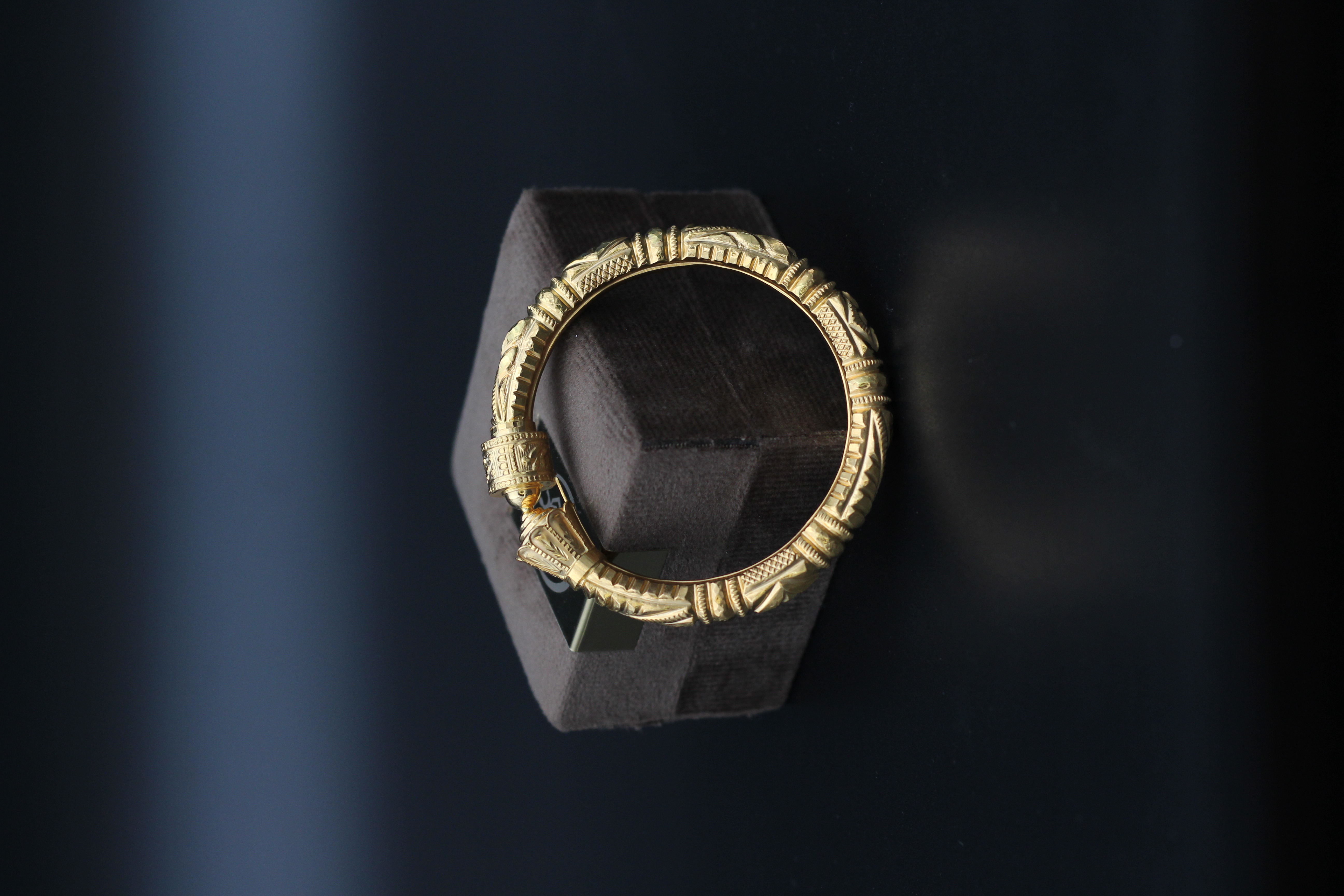 BALA (DESIGN BANGLE)