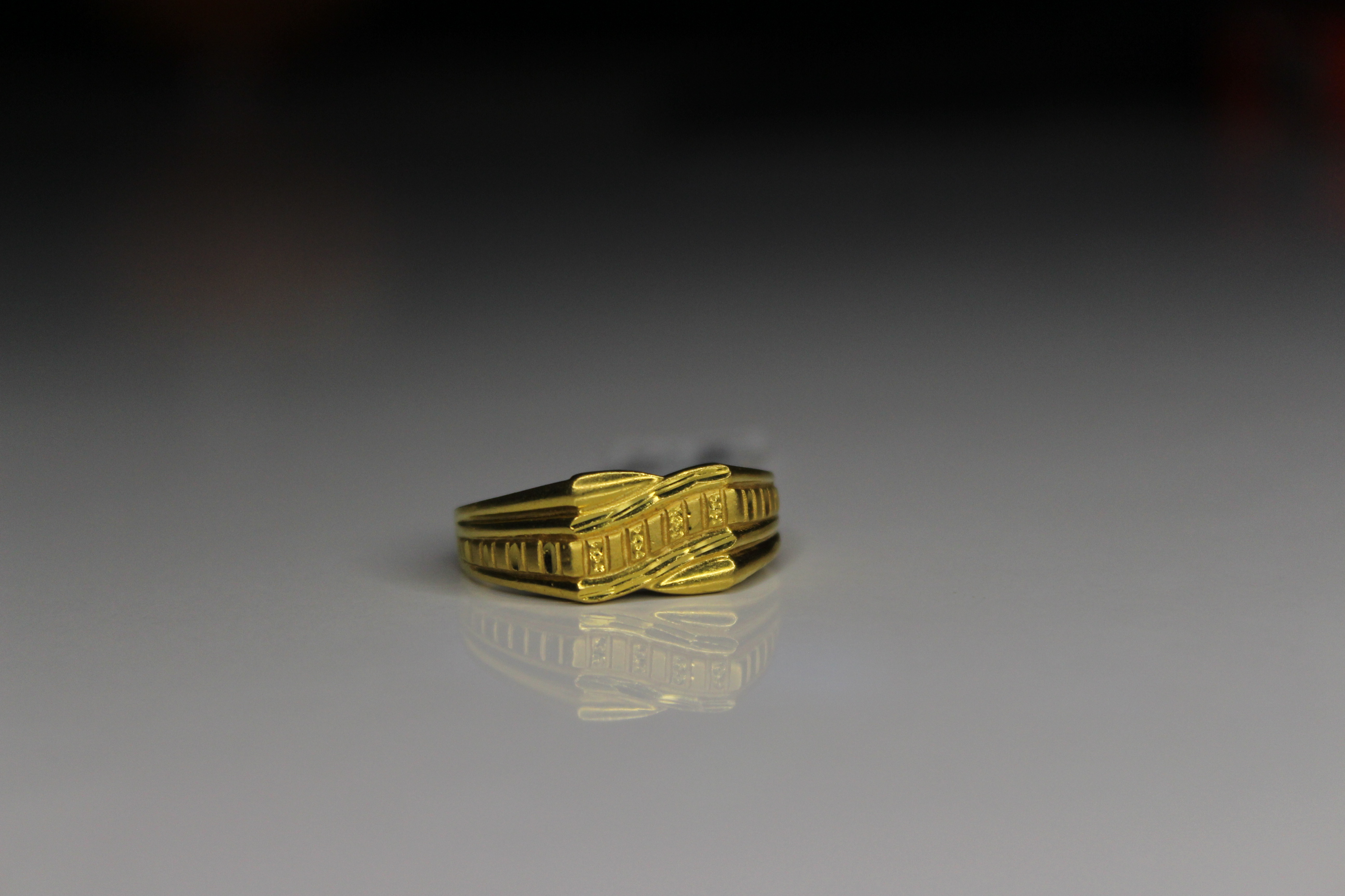 GENTS DESIGN GOLD RING 