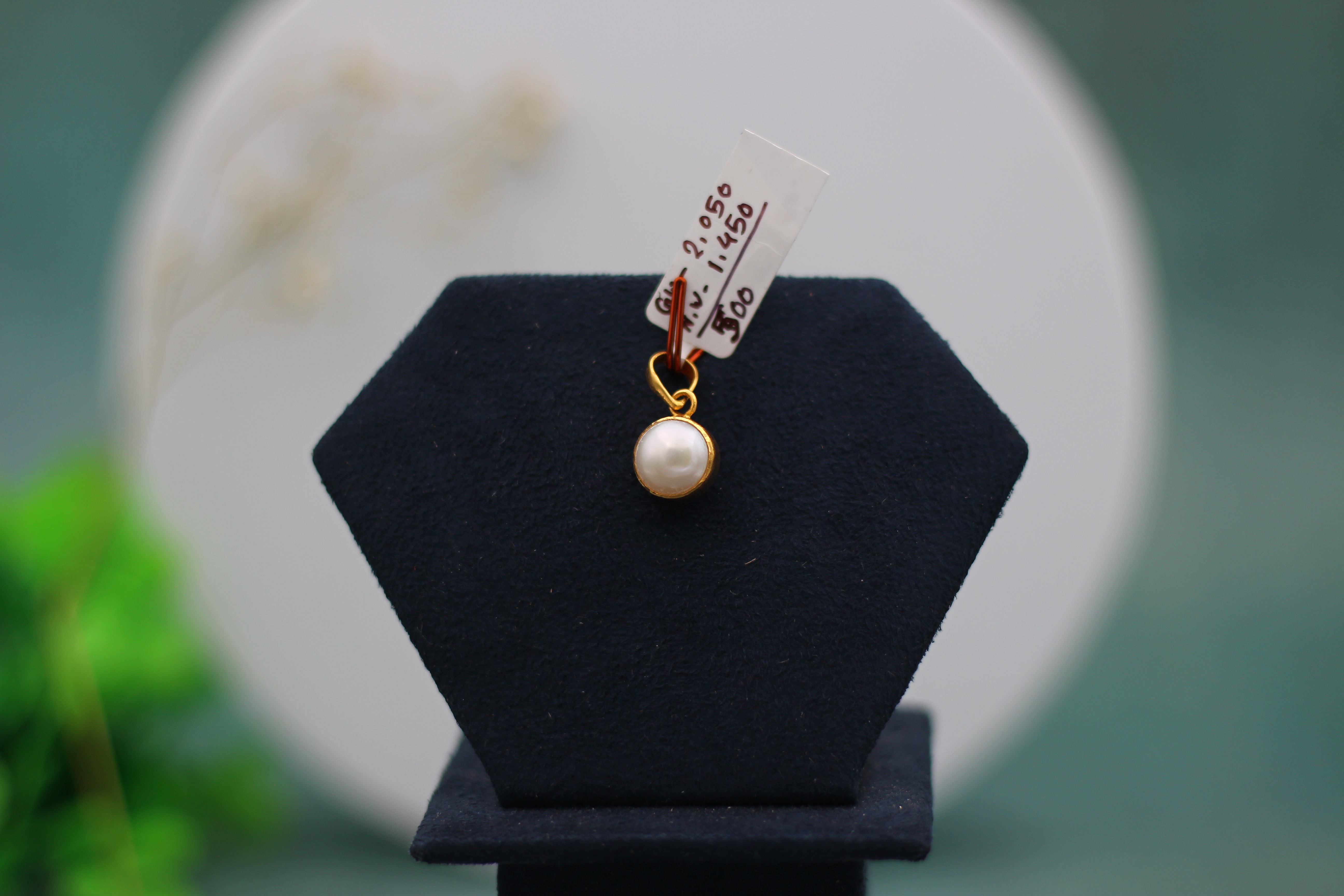 LOCKET (GOLD LOCKET)