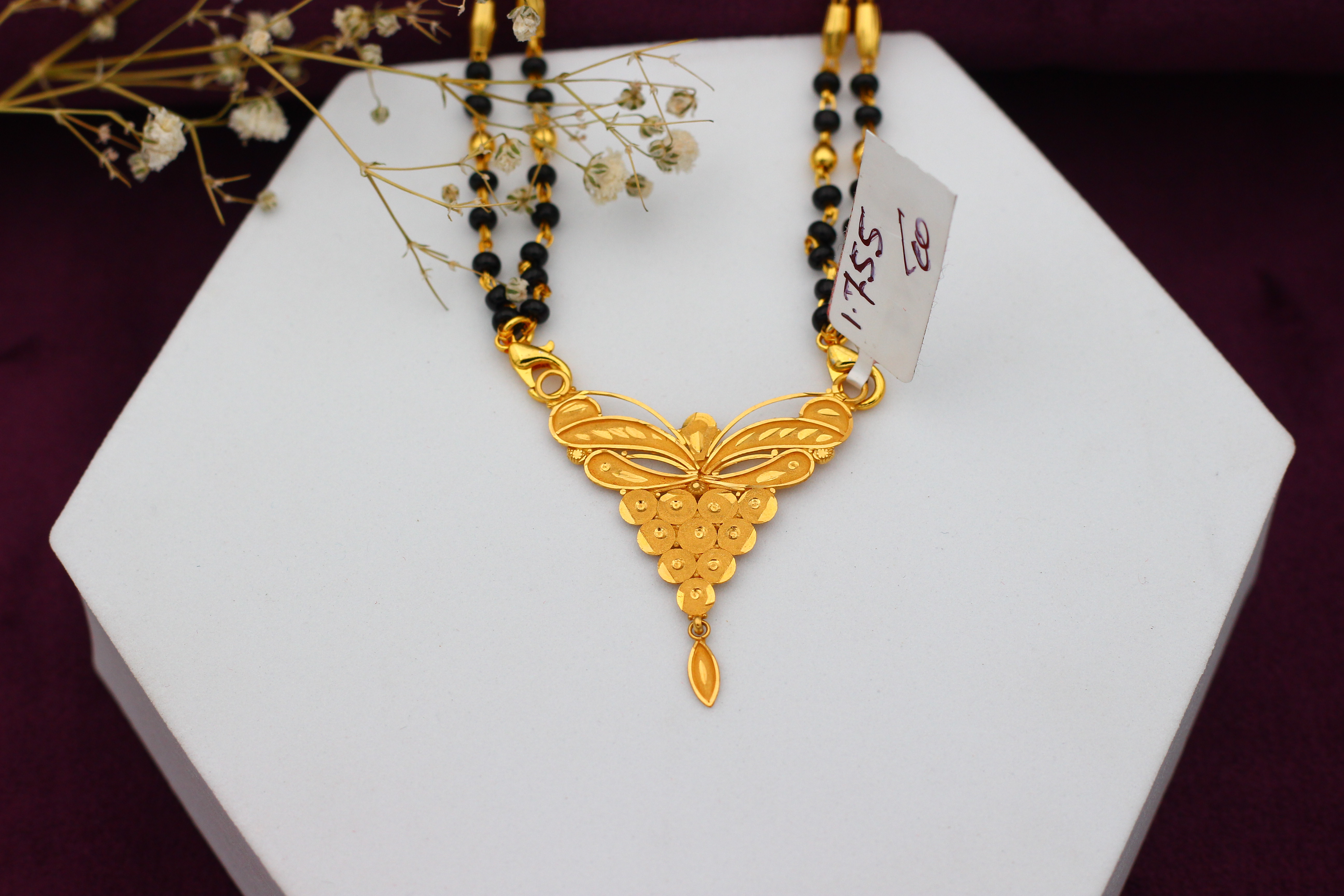 PENDANT (GOLD PENDANT)