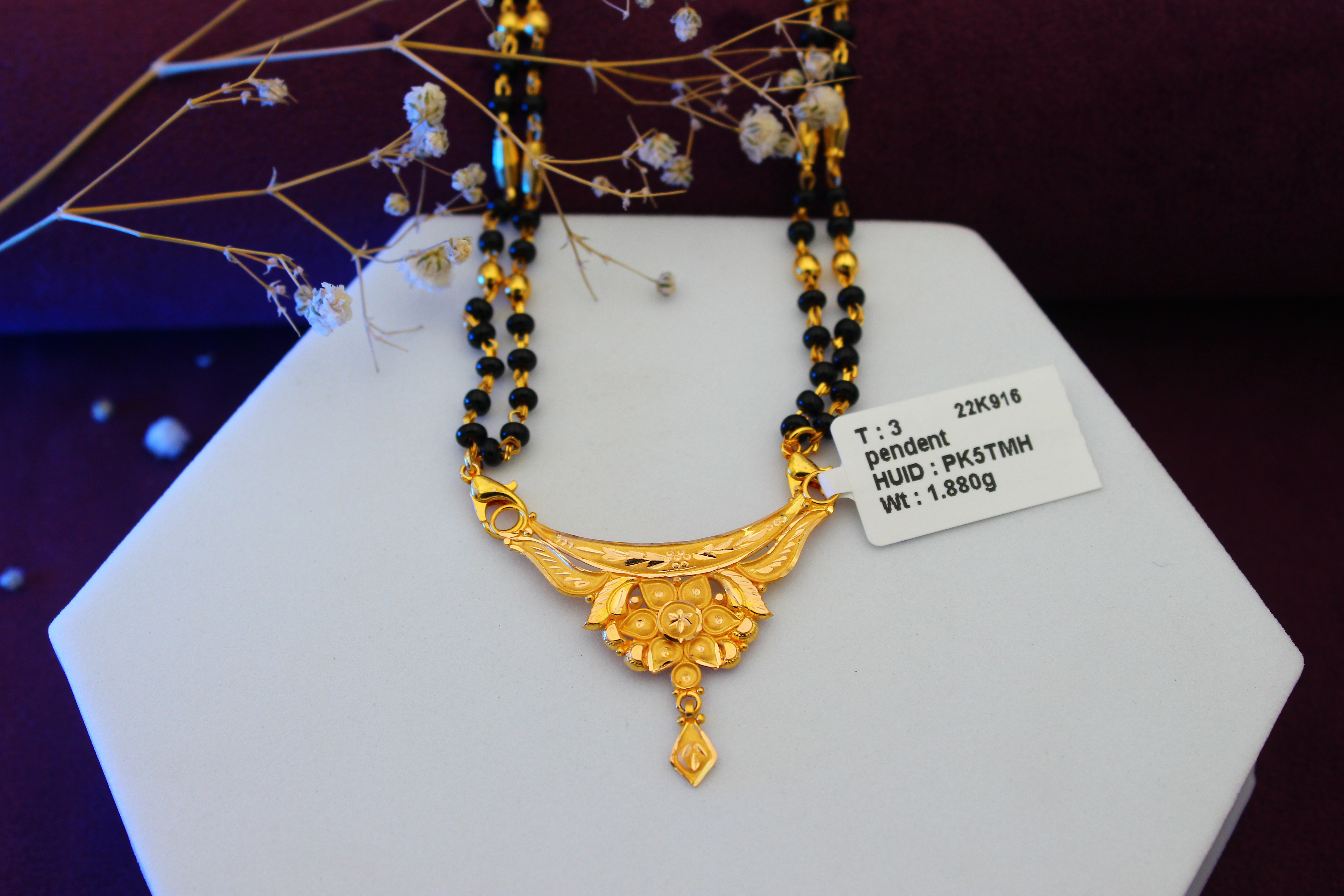 PENDANT (GOLD PENDANT)