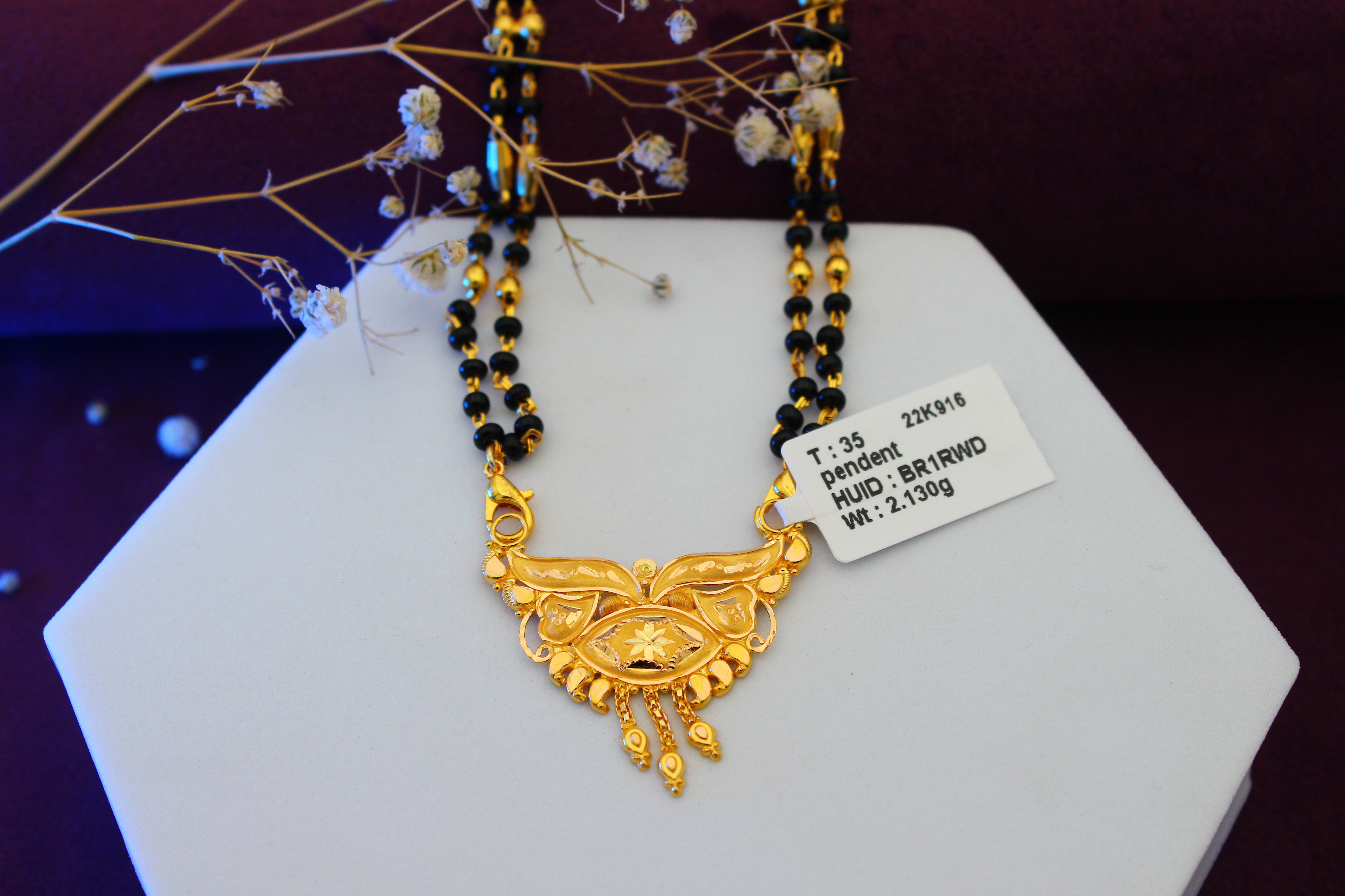 PENDANT (GOLD PENDANT)