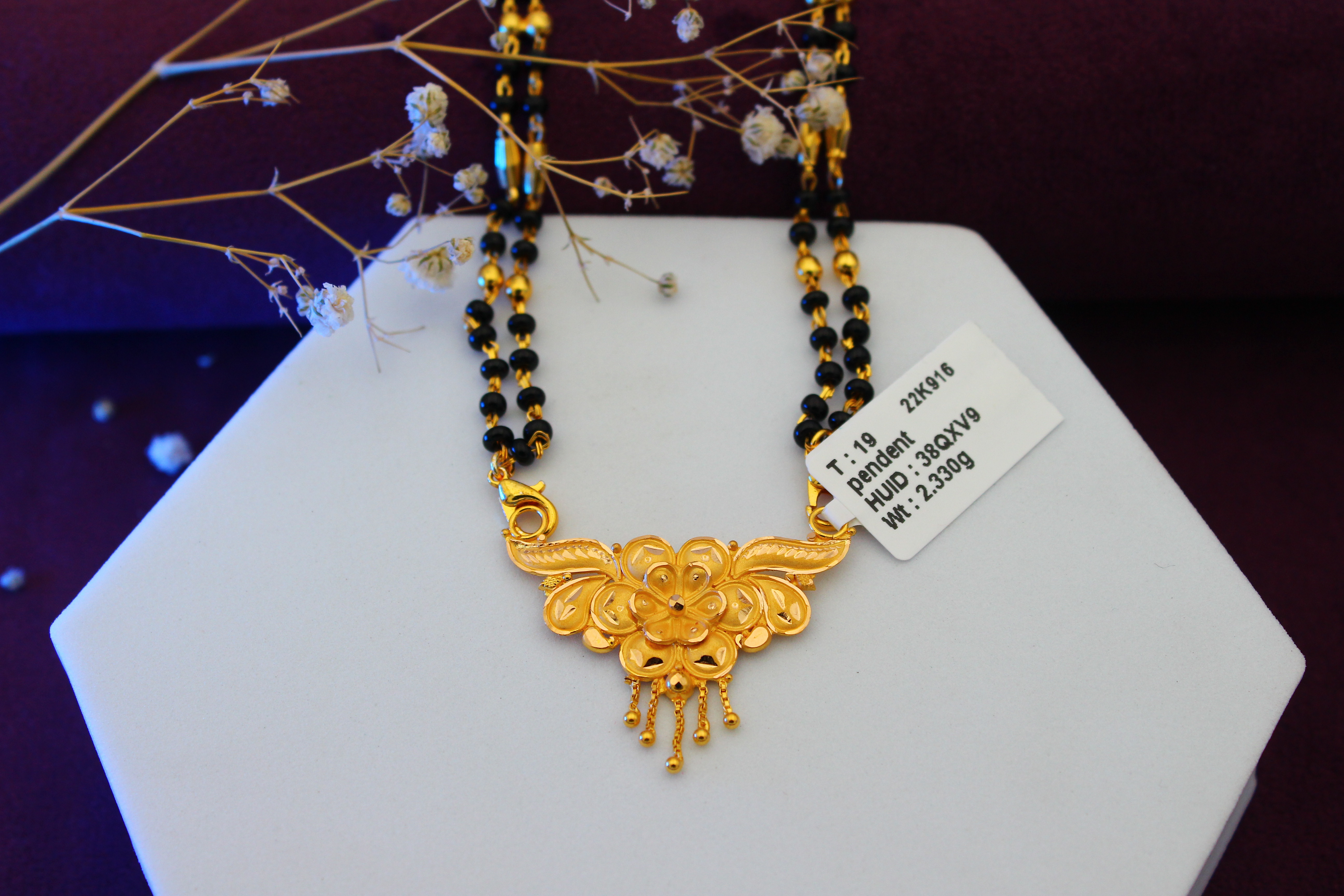 PENDANT (GOLD PENDANT)