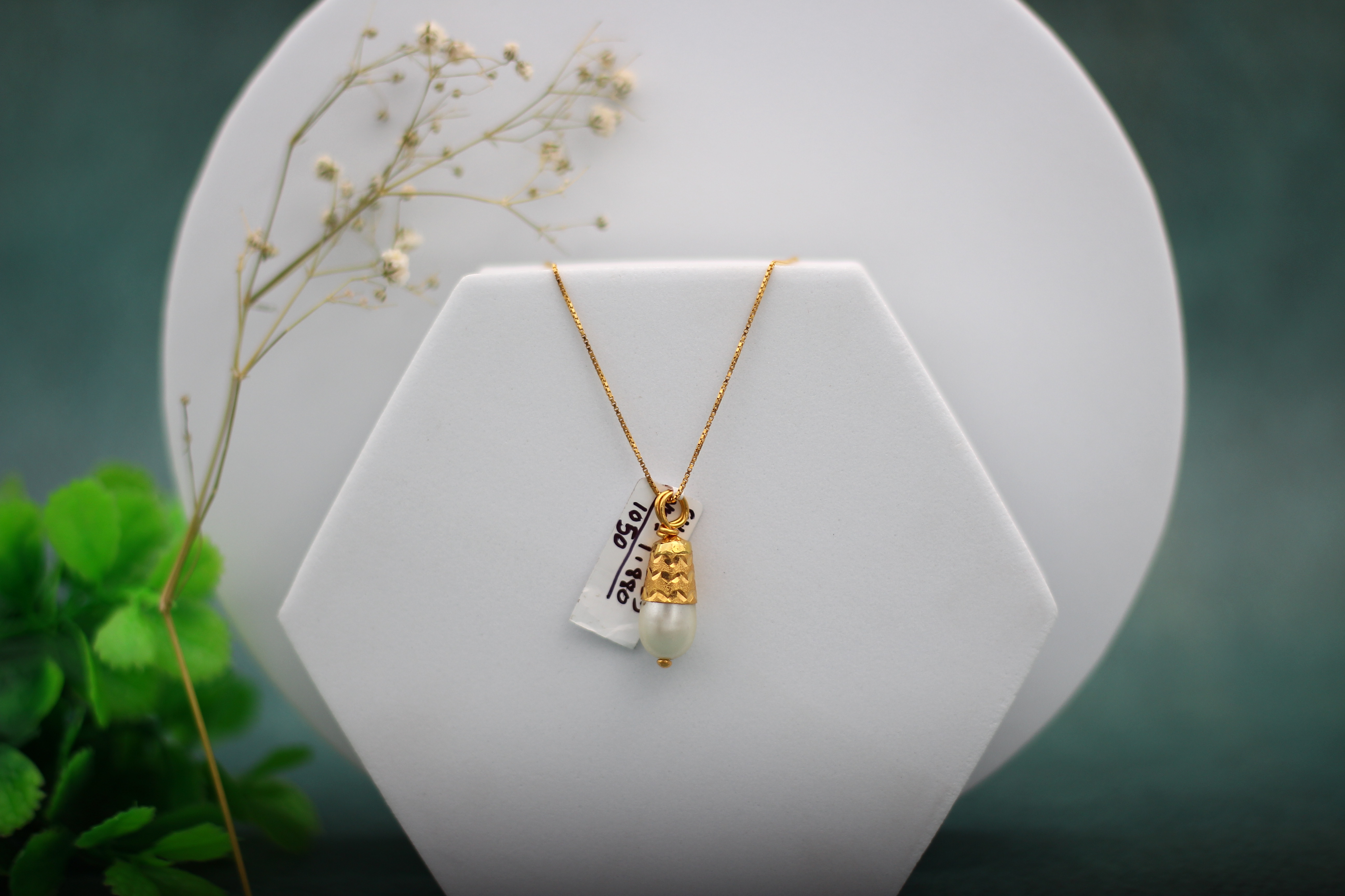 LOCKET (GOLD LOCKET)