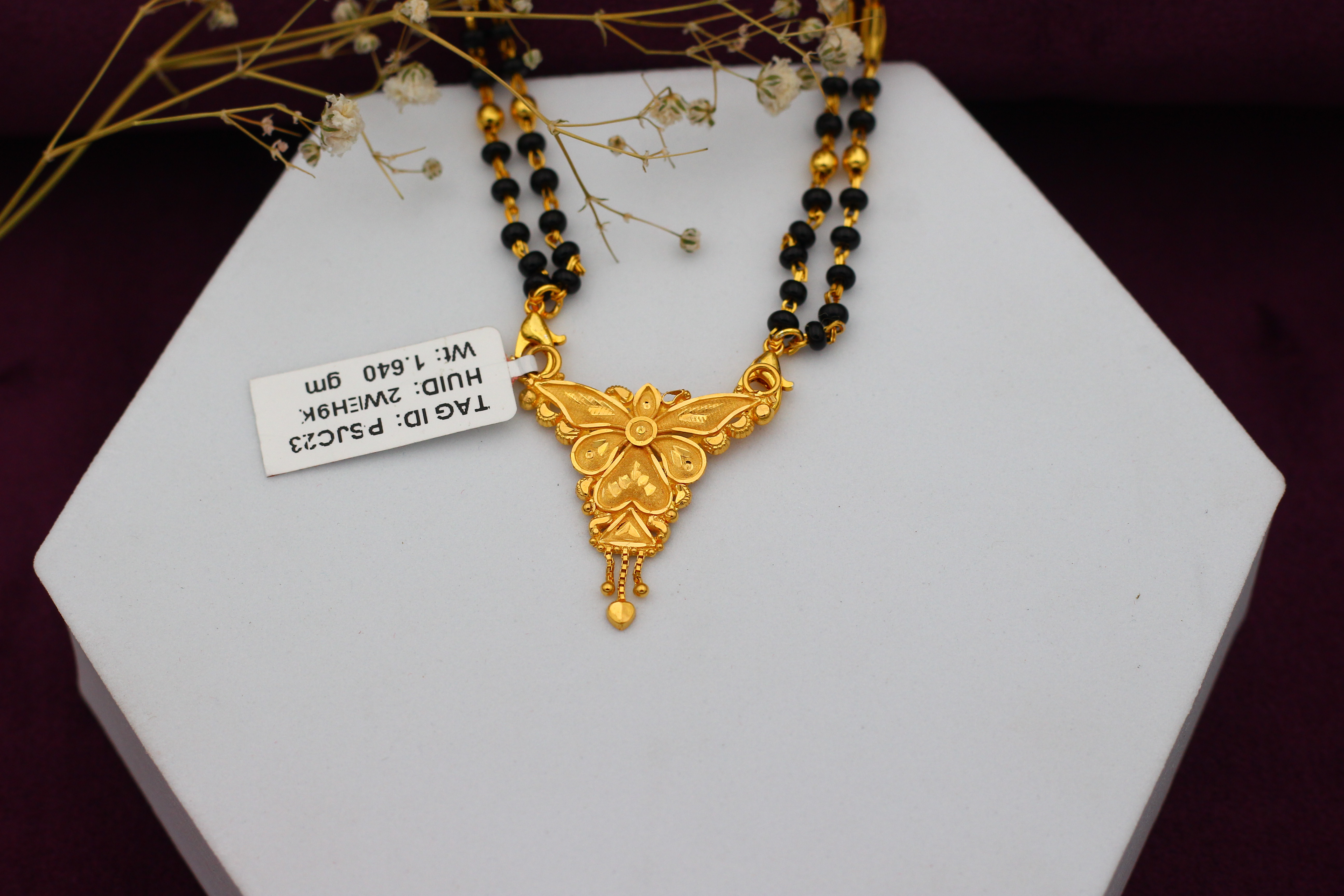PENDANT (GOLD PENDANT)