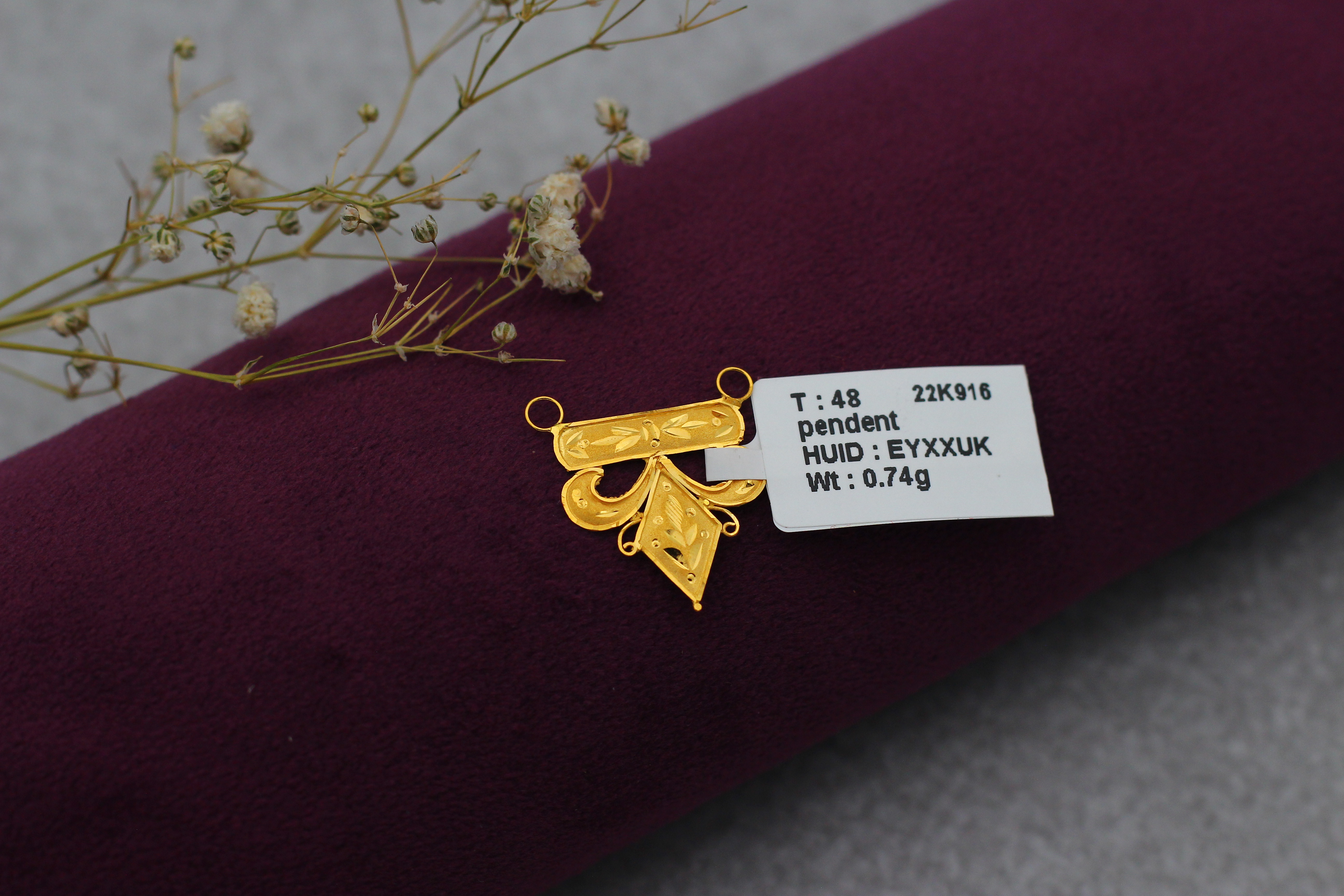 PENDANT (GOLD PENDANT)