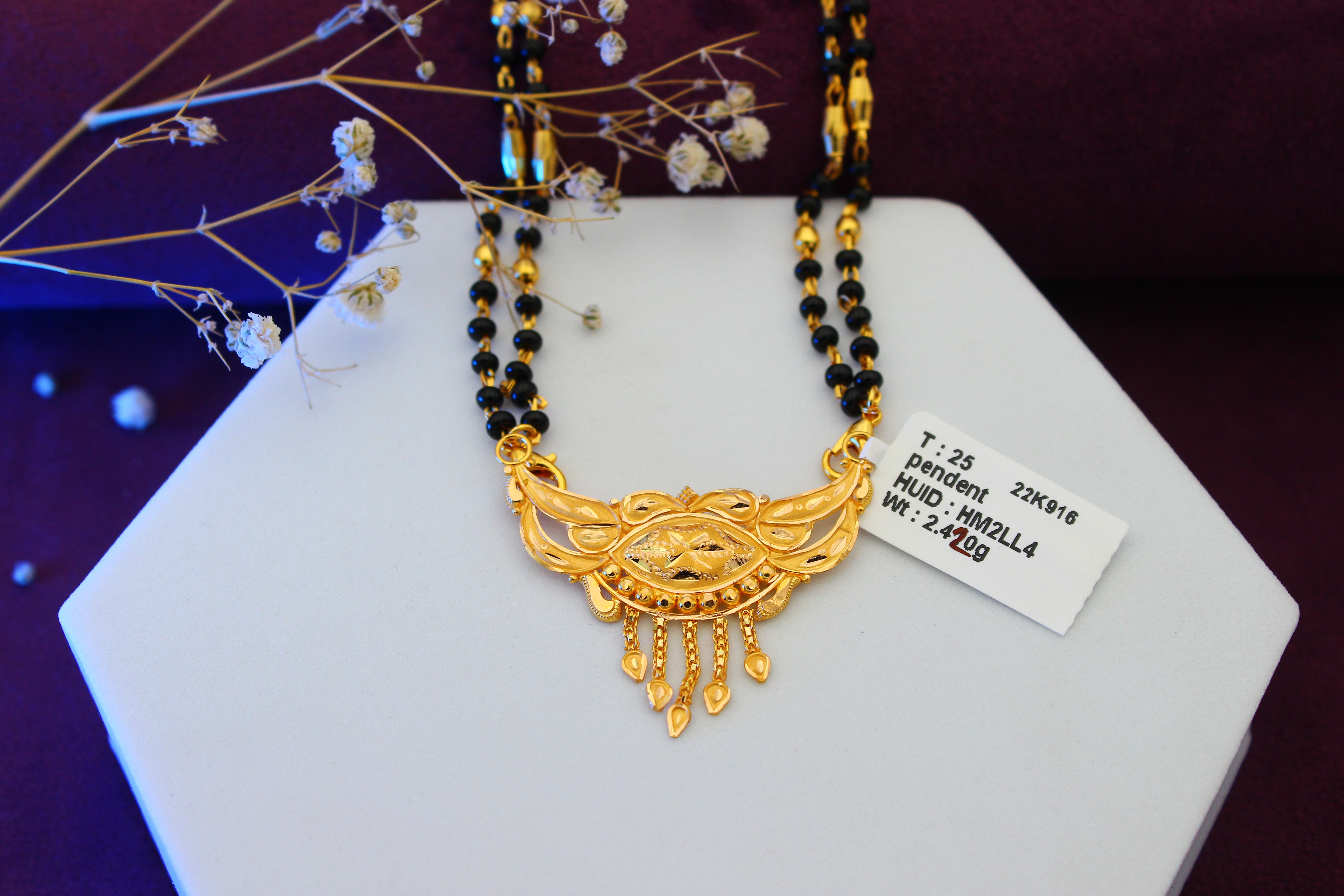 PENDANT (GOLD PENDANT)