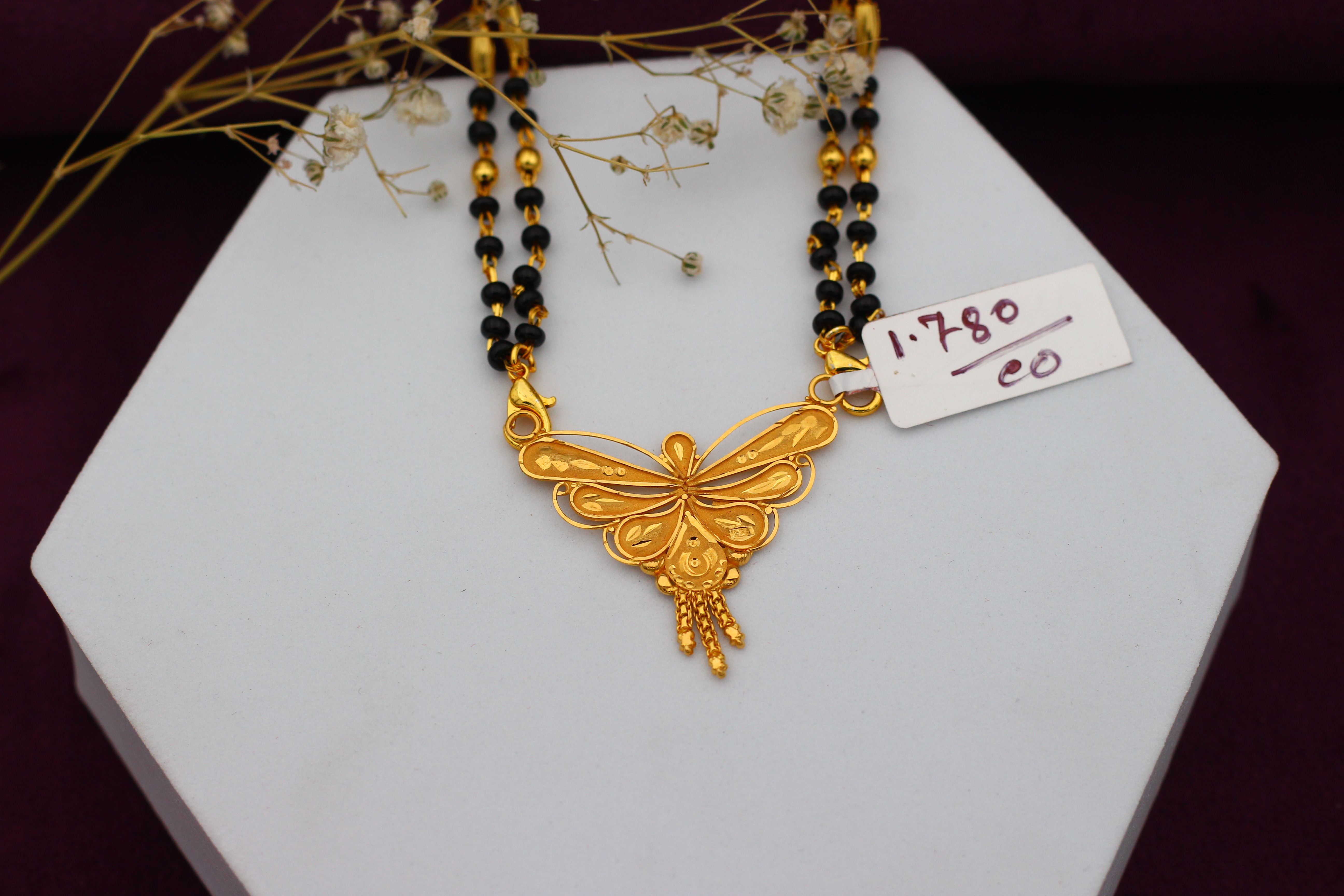 PENDANT (GOLD PENDANT)