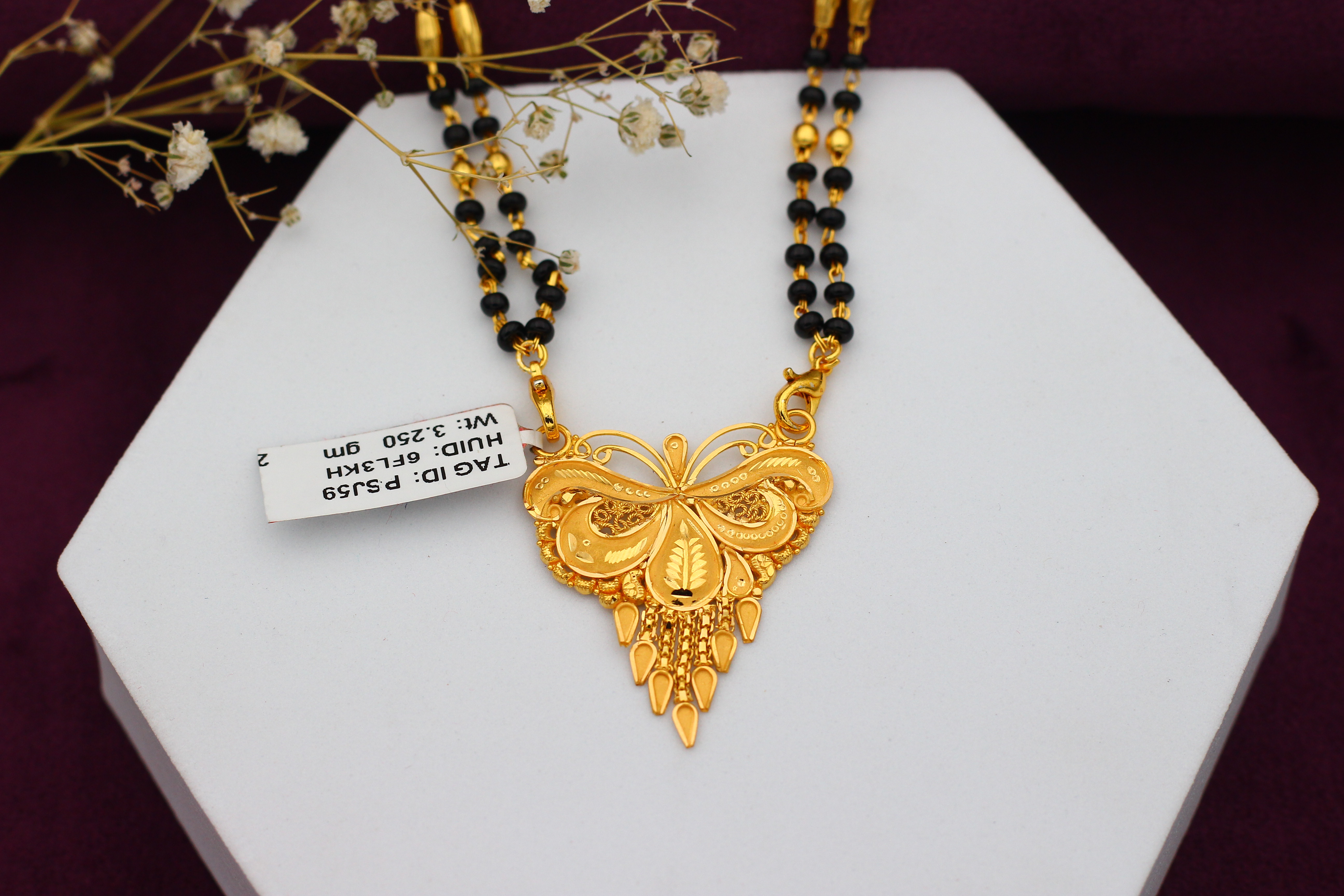 PENDANT (GOLD PENDANT)