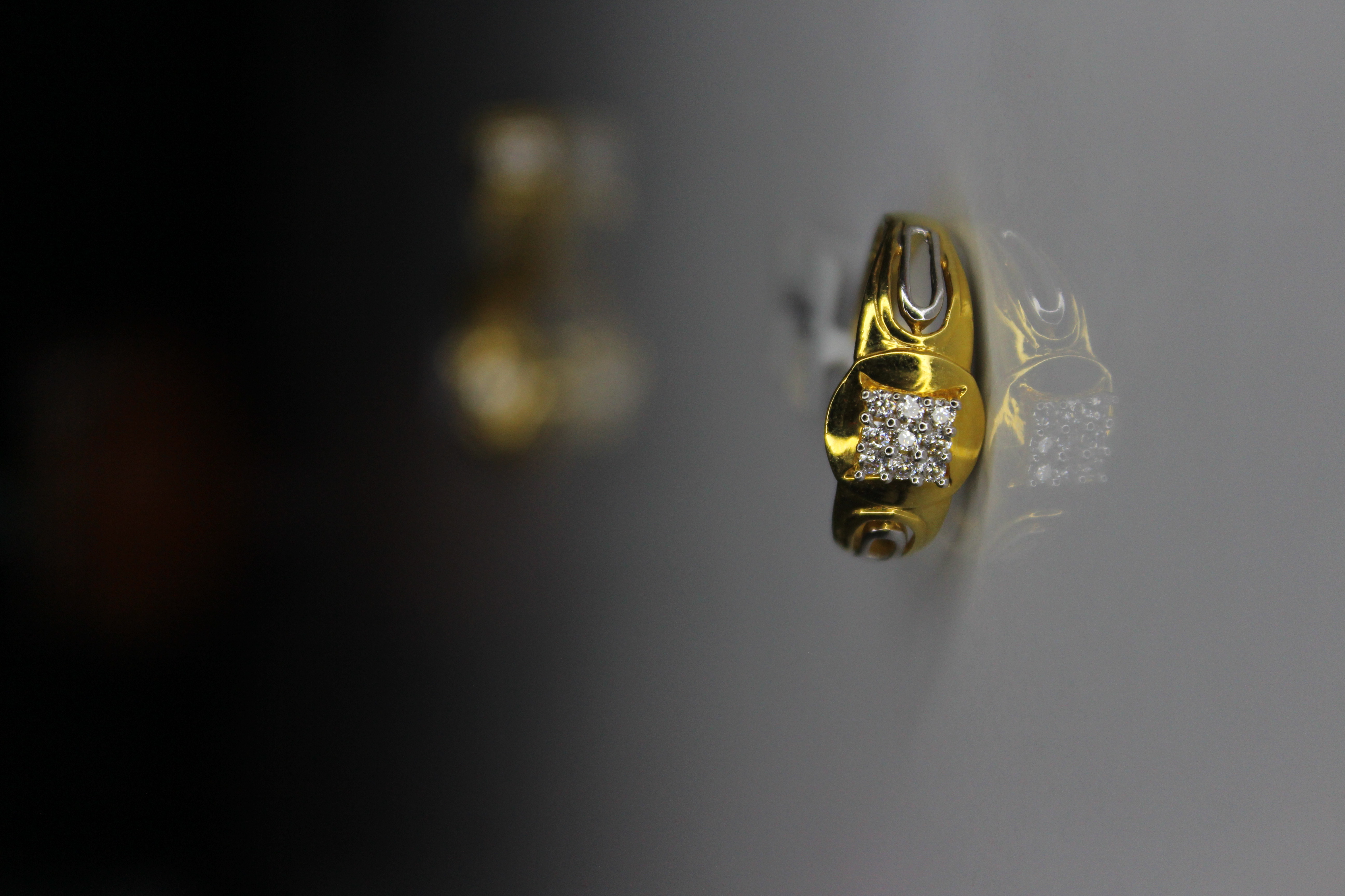 GENTS DESIGN GOLD RING 