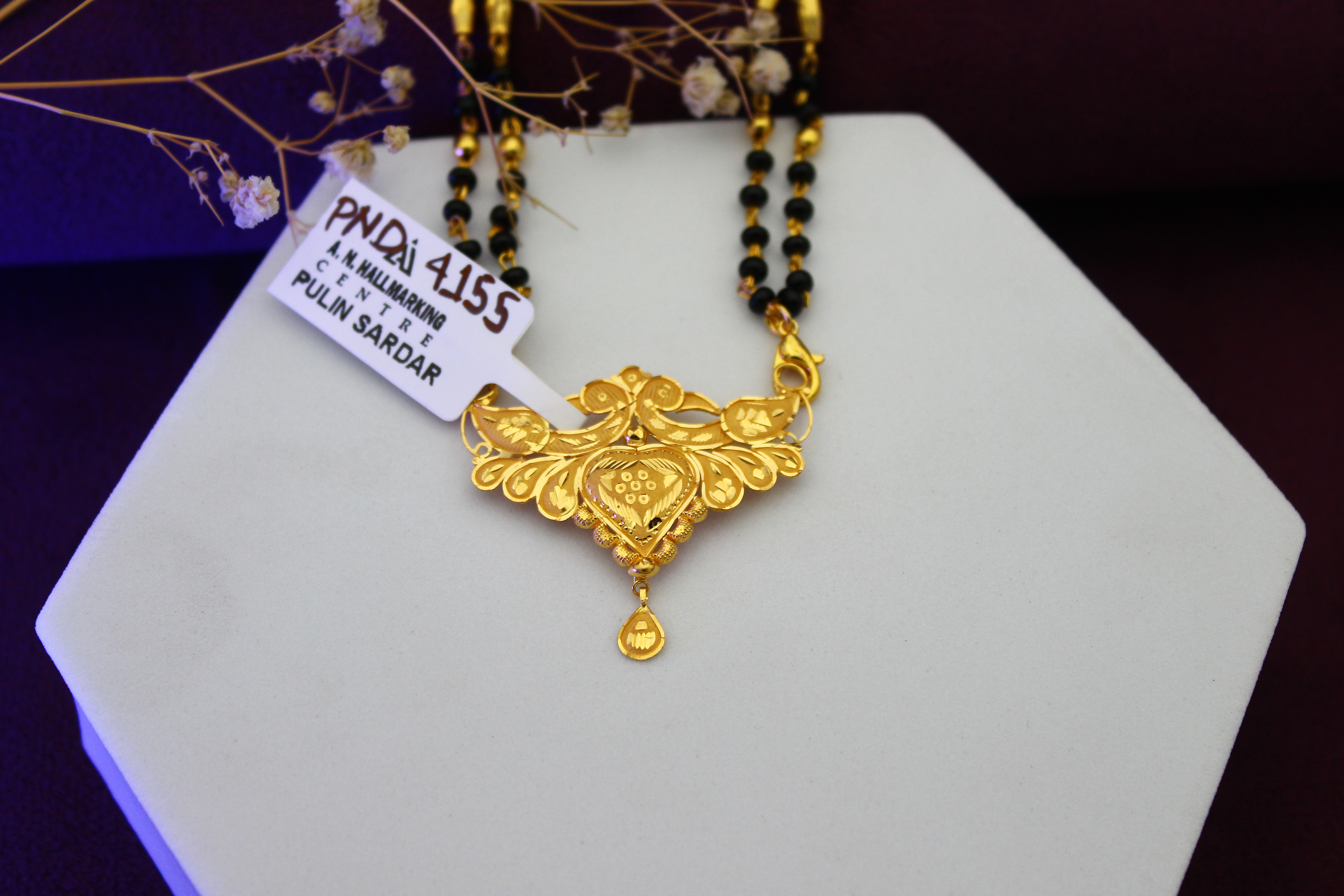 PENDANT (GOLD PENDANT)