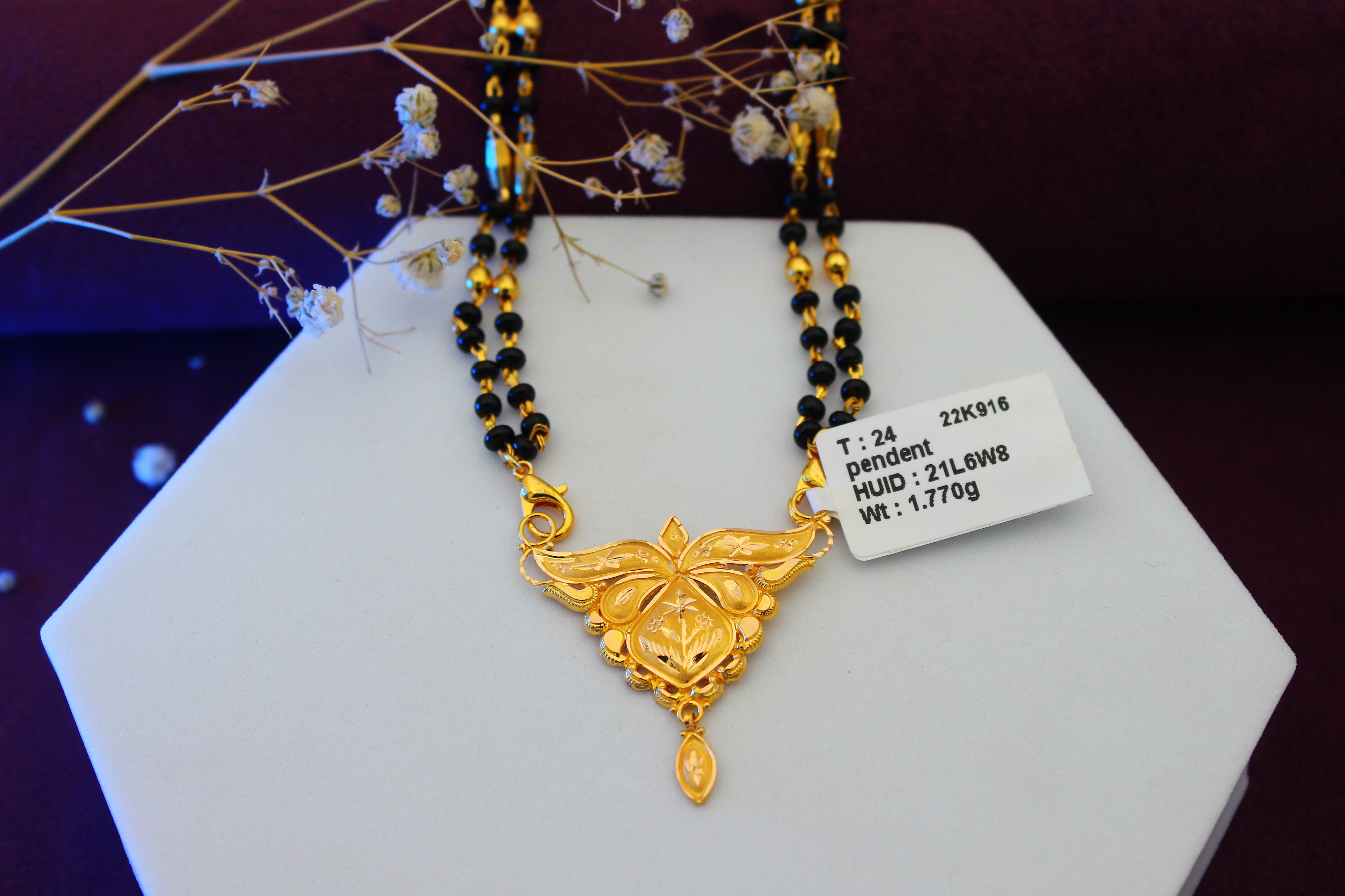 PENDANT (GOLD PENDANT)