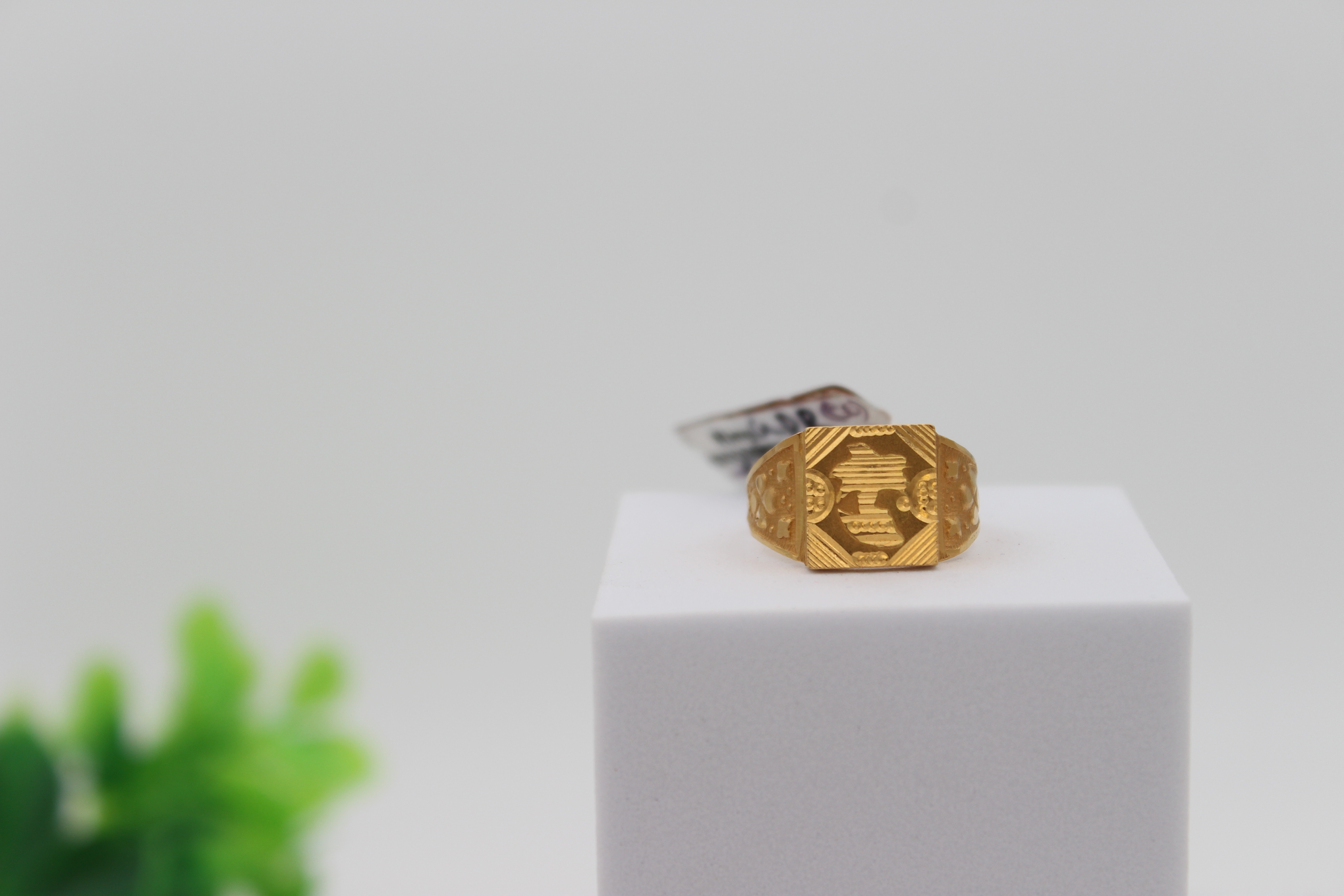 GENTS DESIGN GOLD RING 