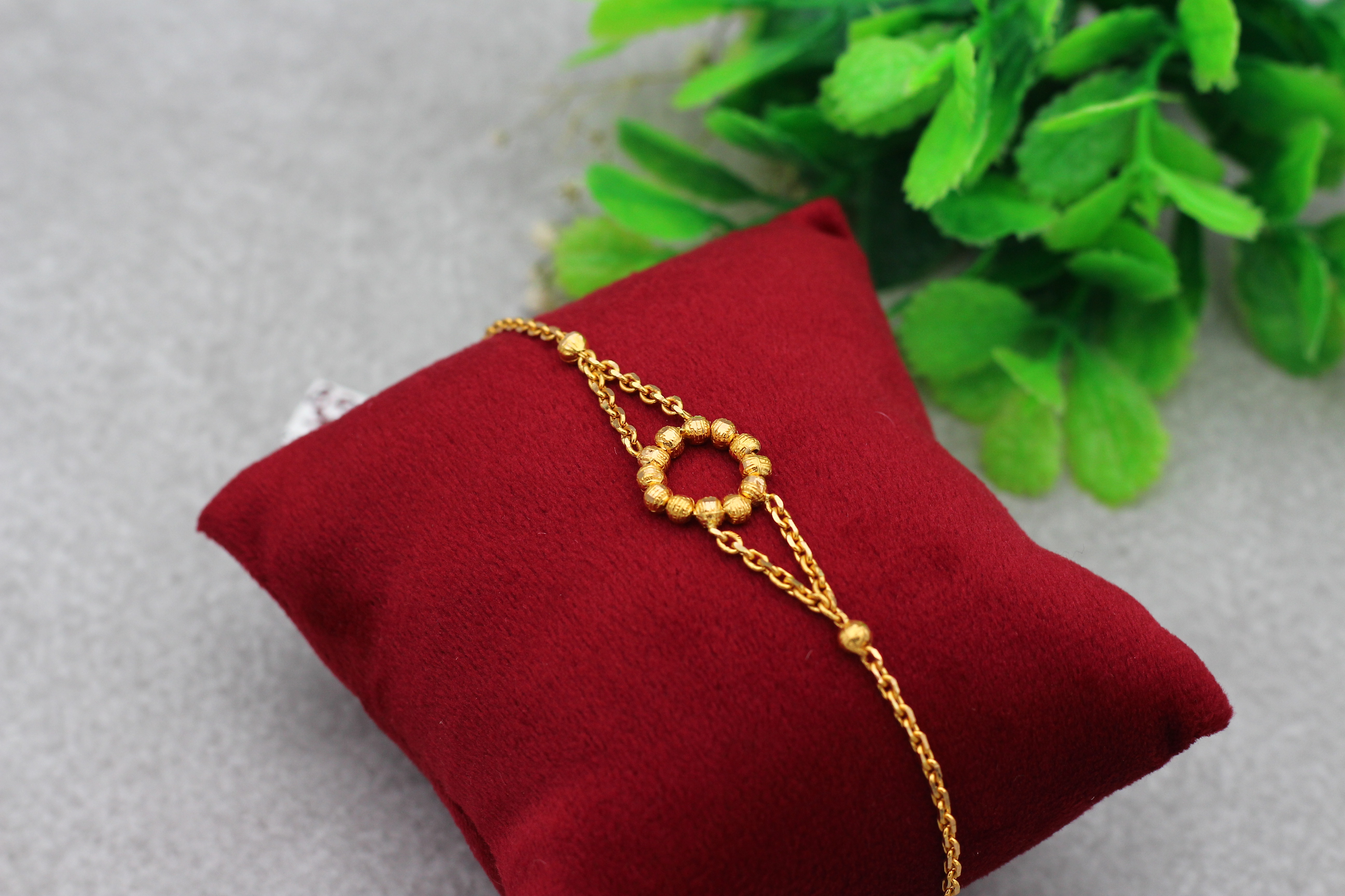 BRACELET (GOLD BRACELET)