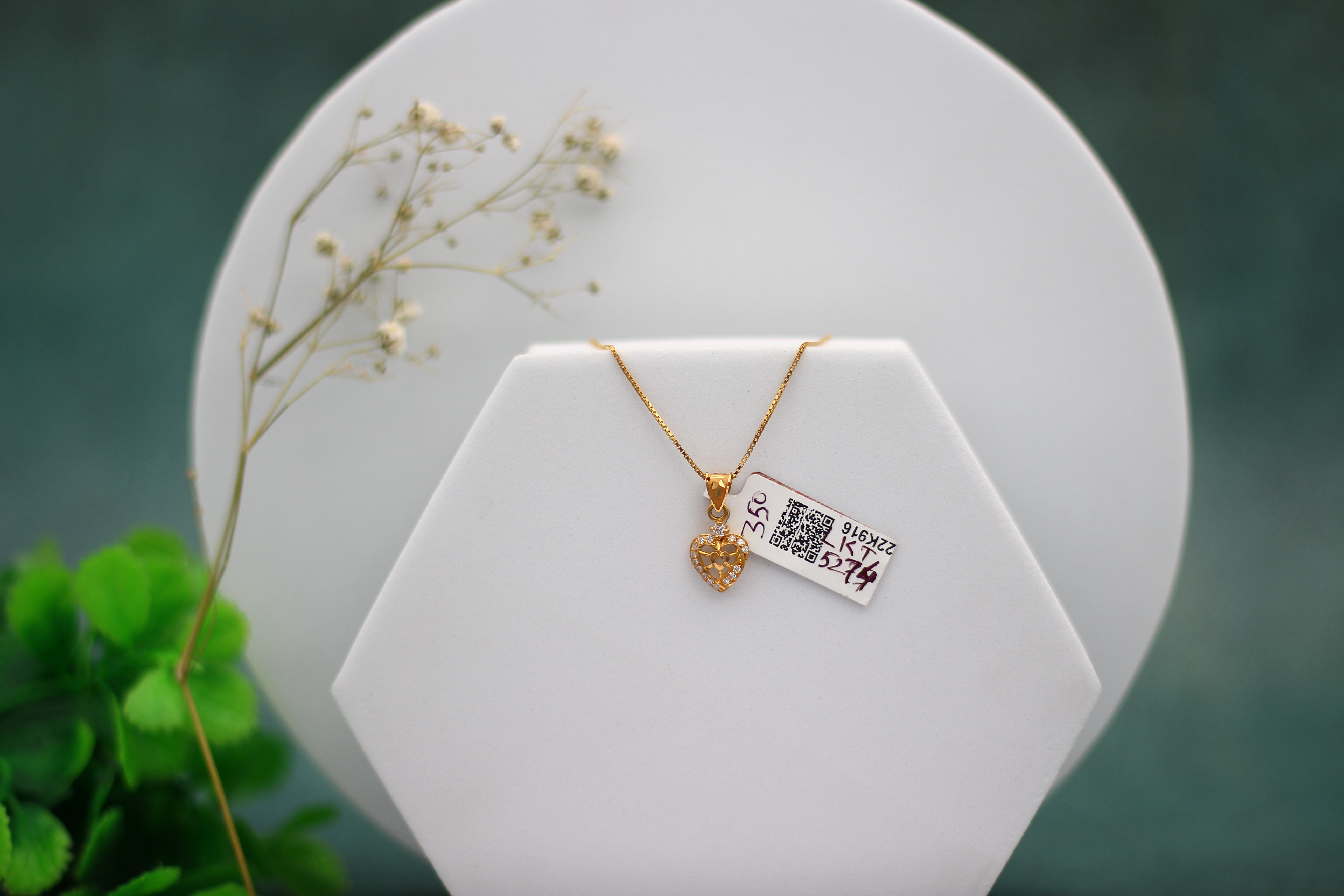 LOCKET (GOLD LOCKET)