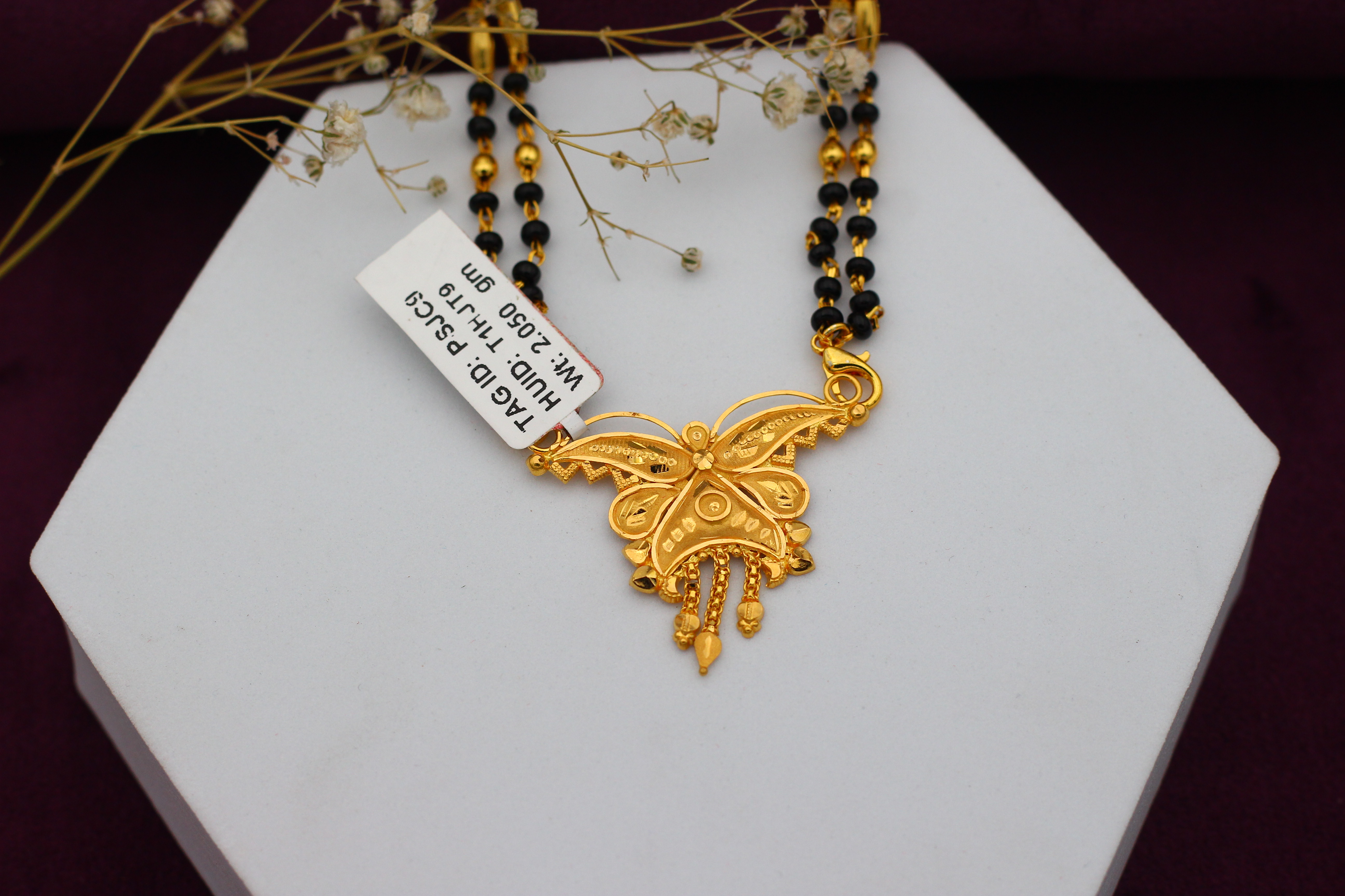 PENDANT (GOLD PENDANT)