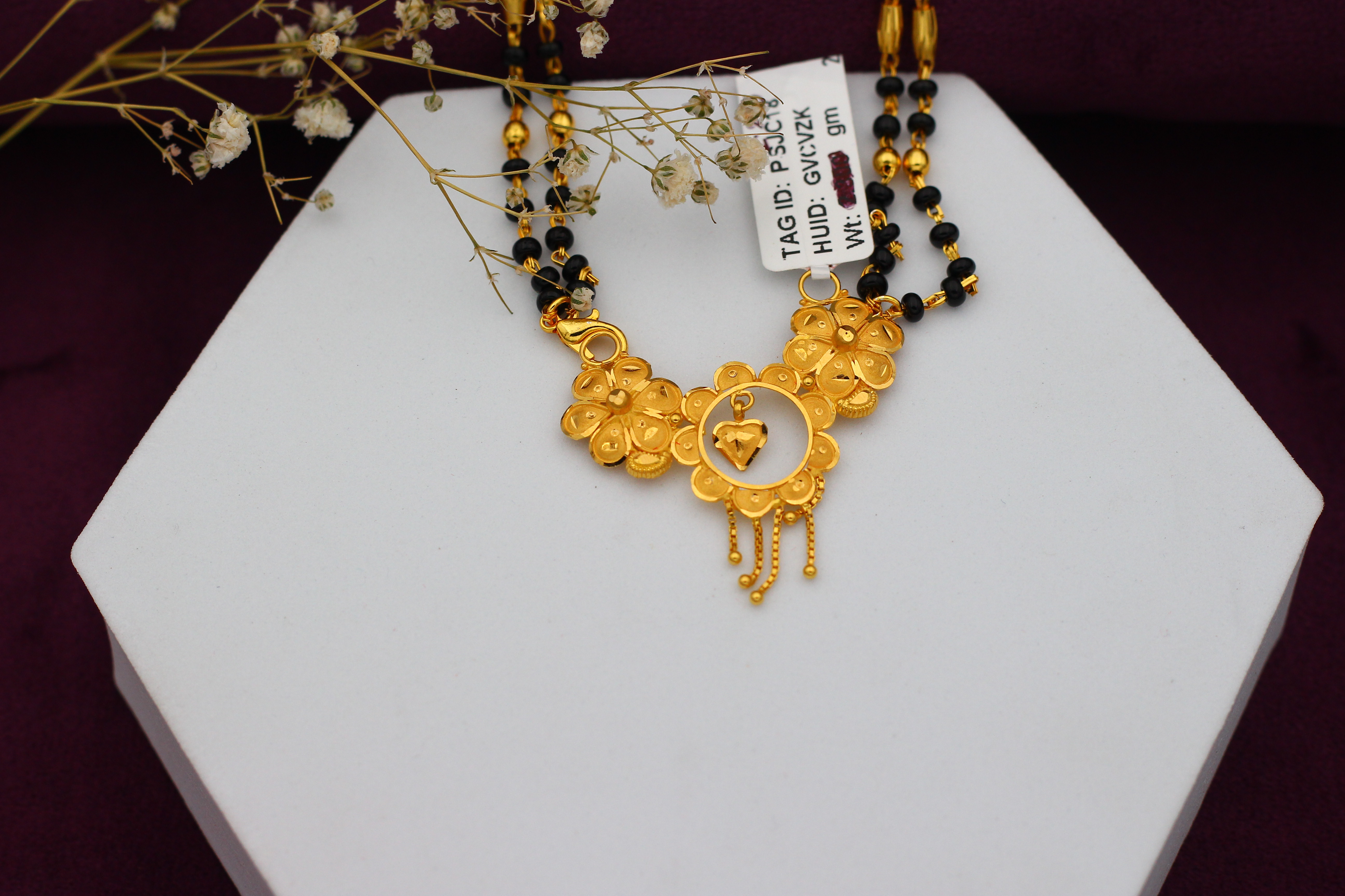 PENDANT (GOLD PENDANT)