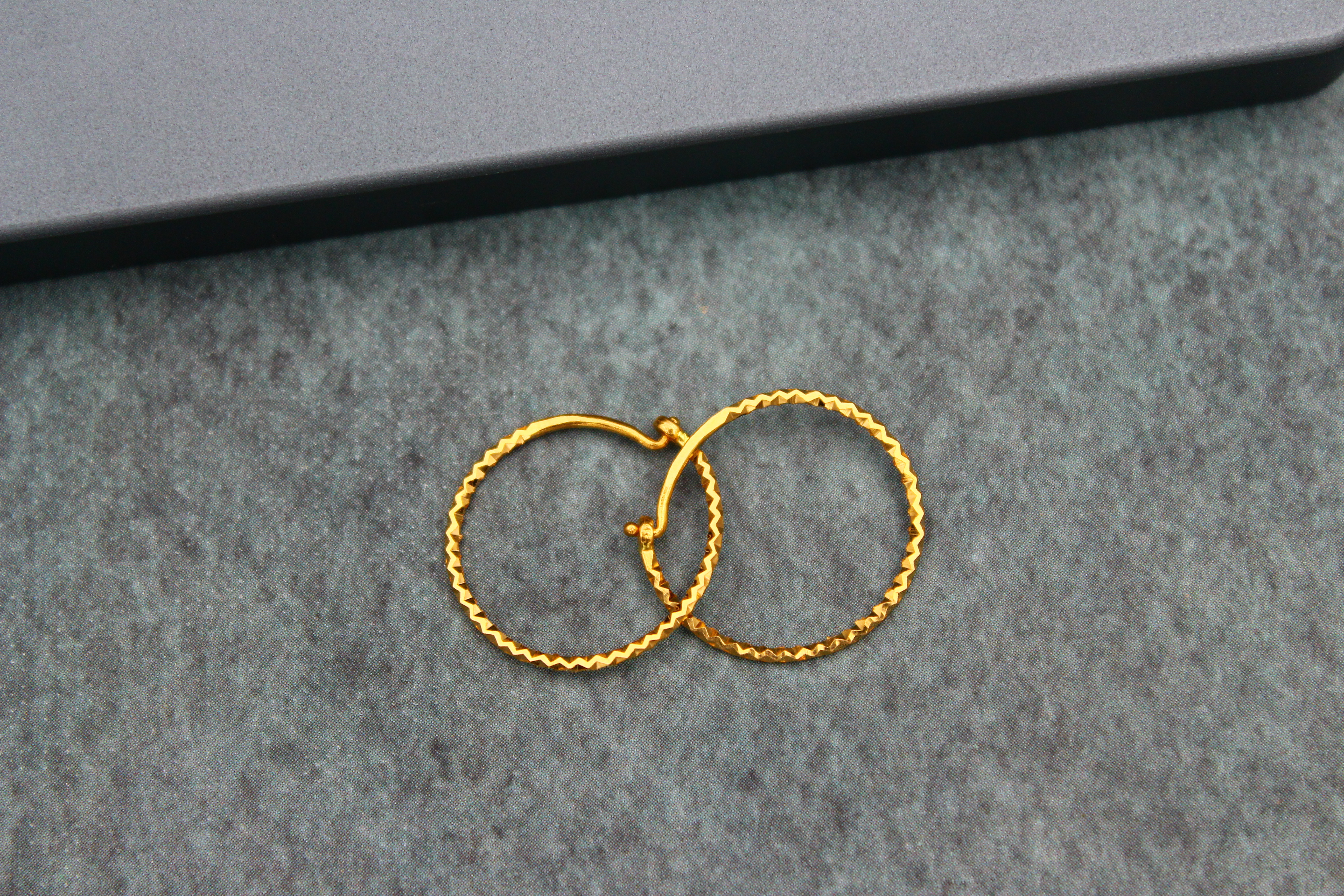 PLAIN EARRING 