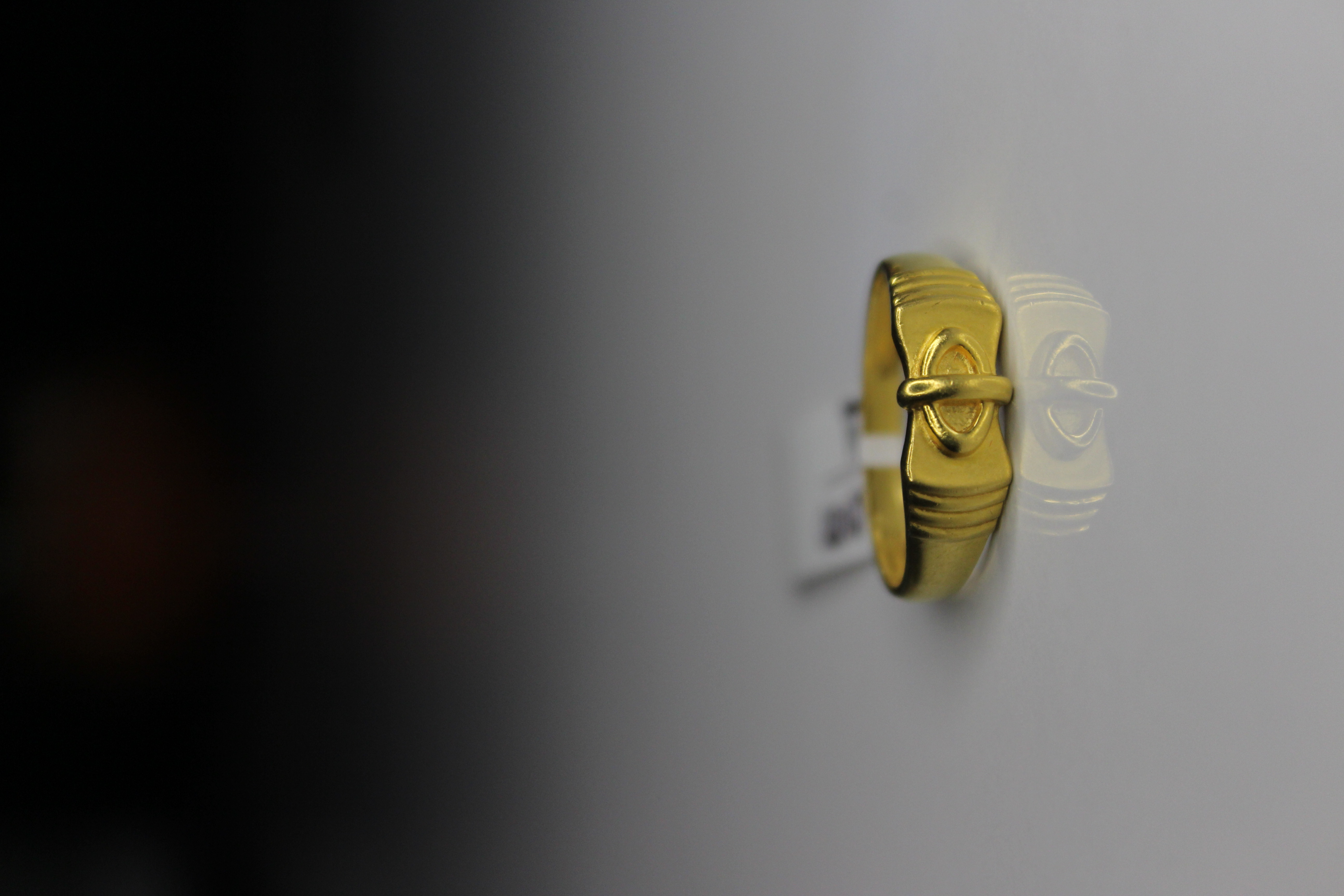 GENTS DESIGN GOLD RING 