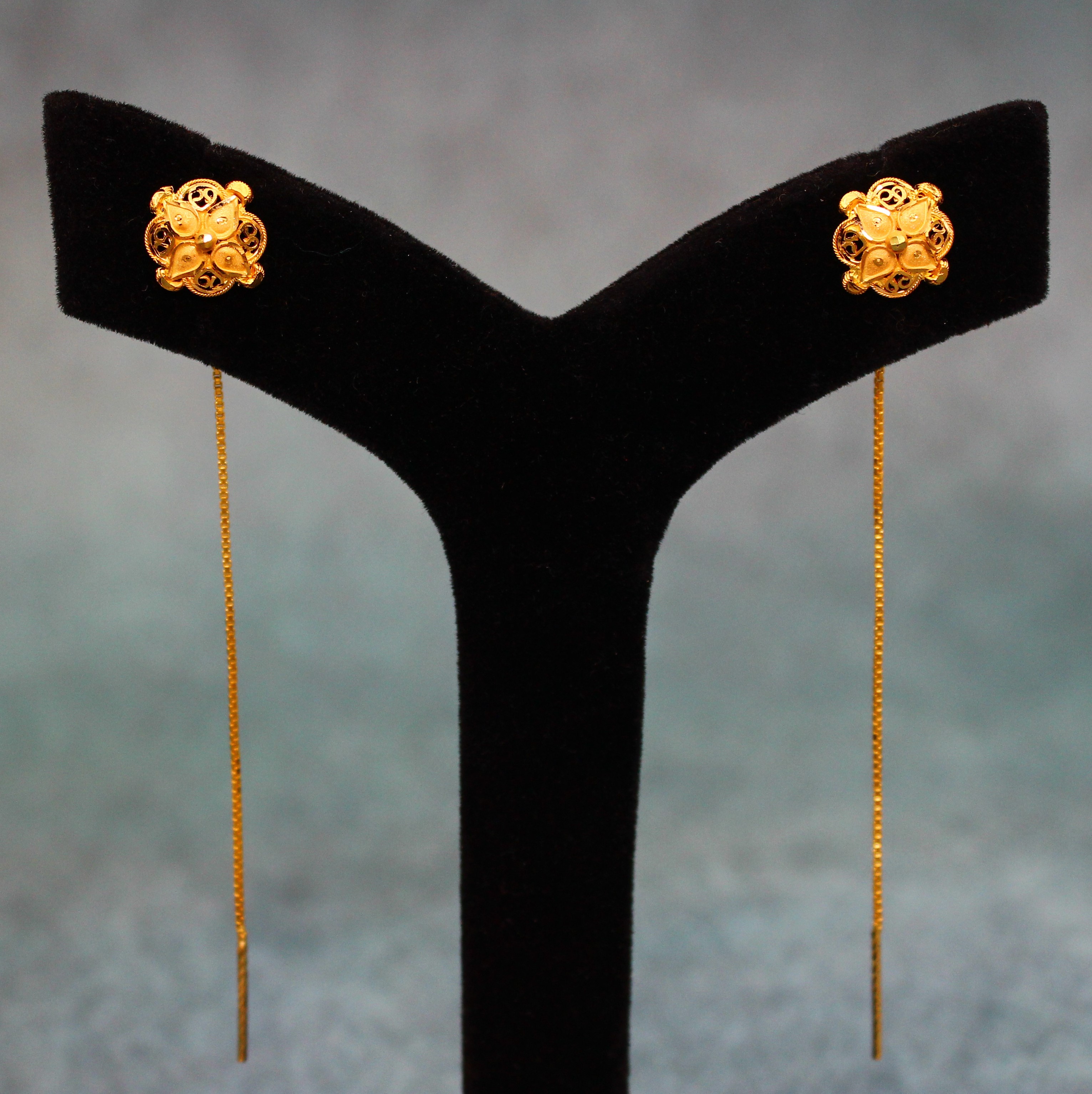 SUCH SUTO (SUI DHAGA)