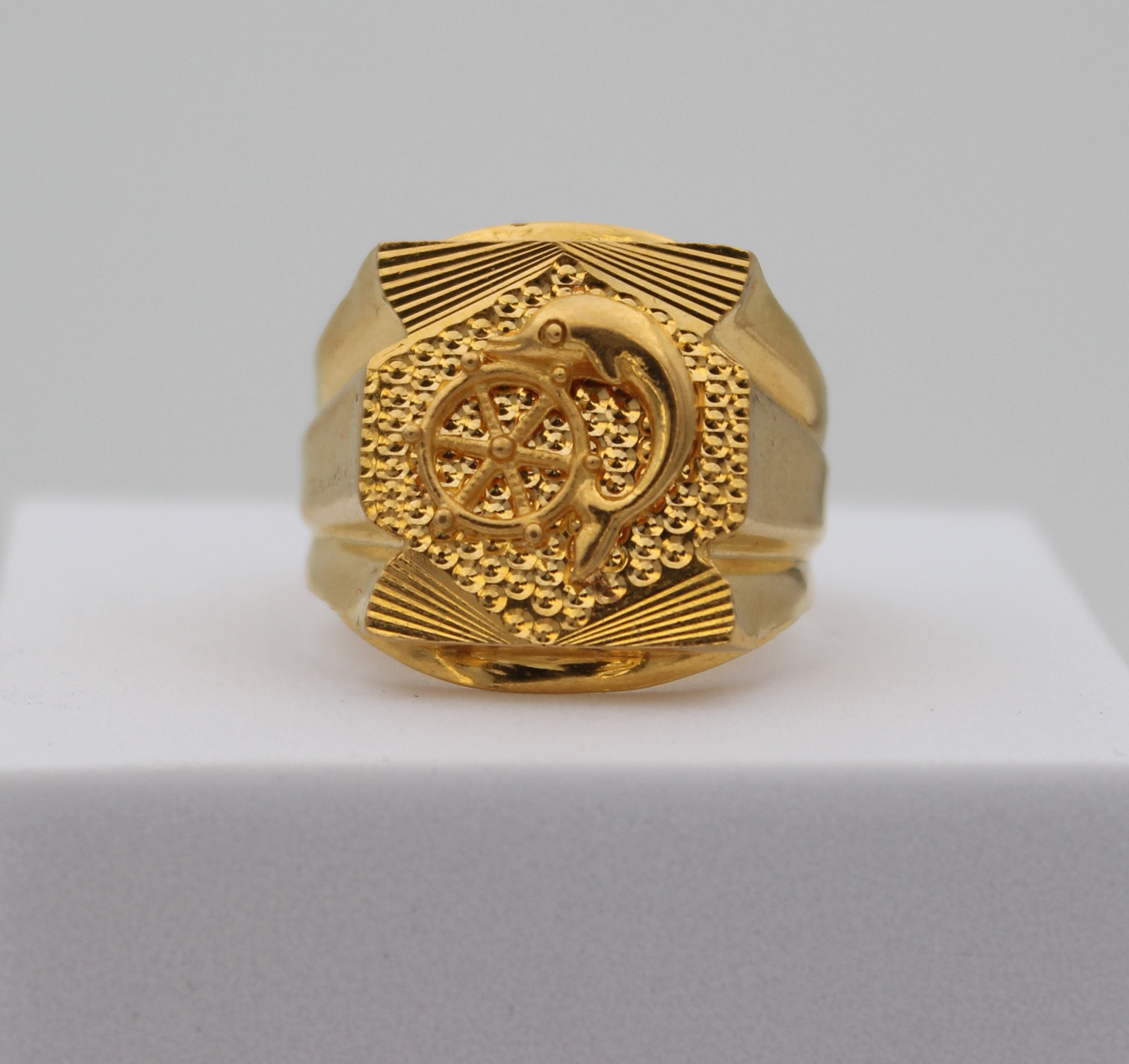 GENTS RING