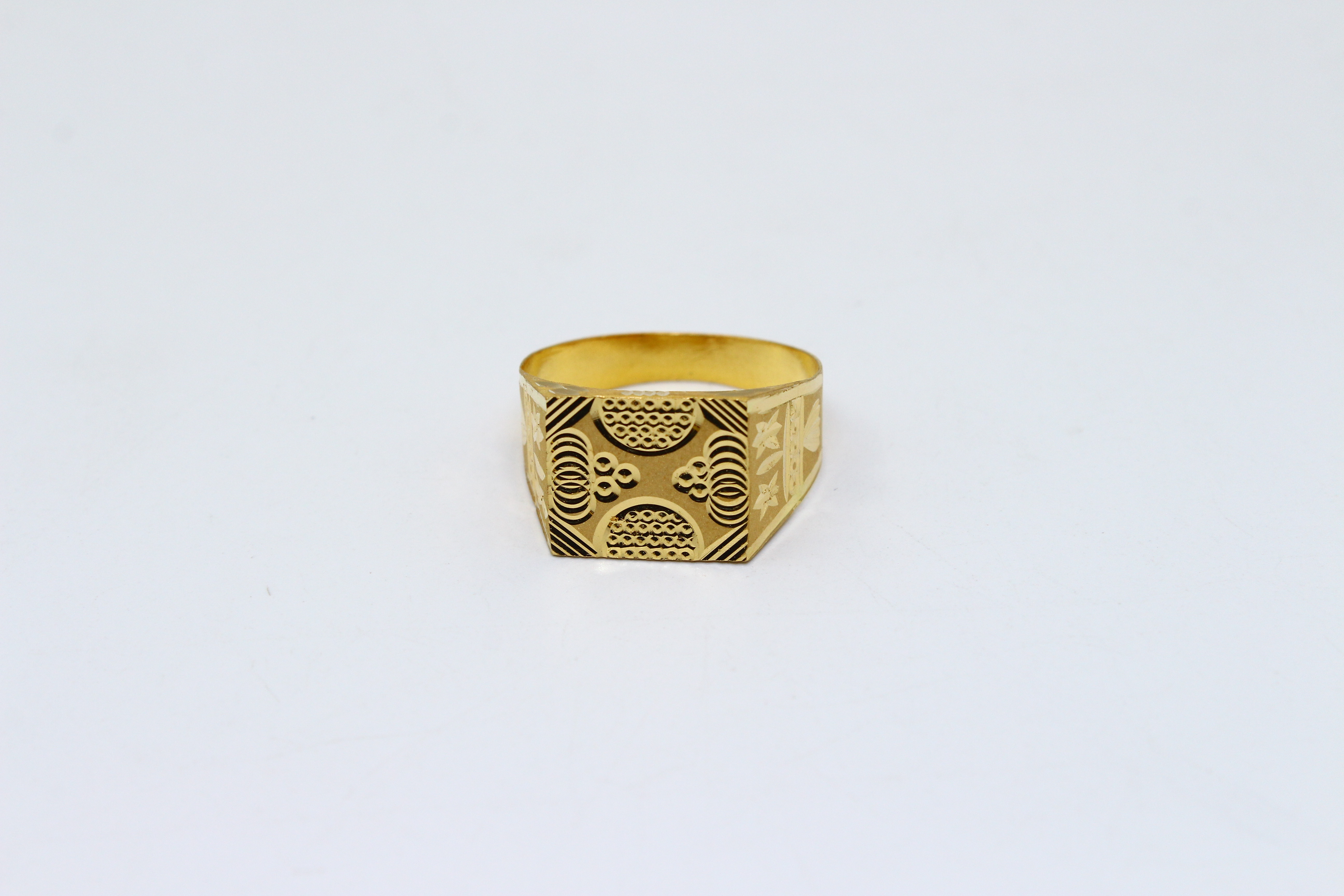 GENTS RING