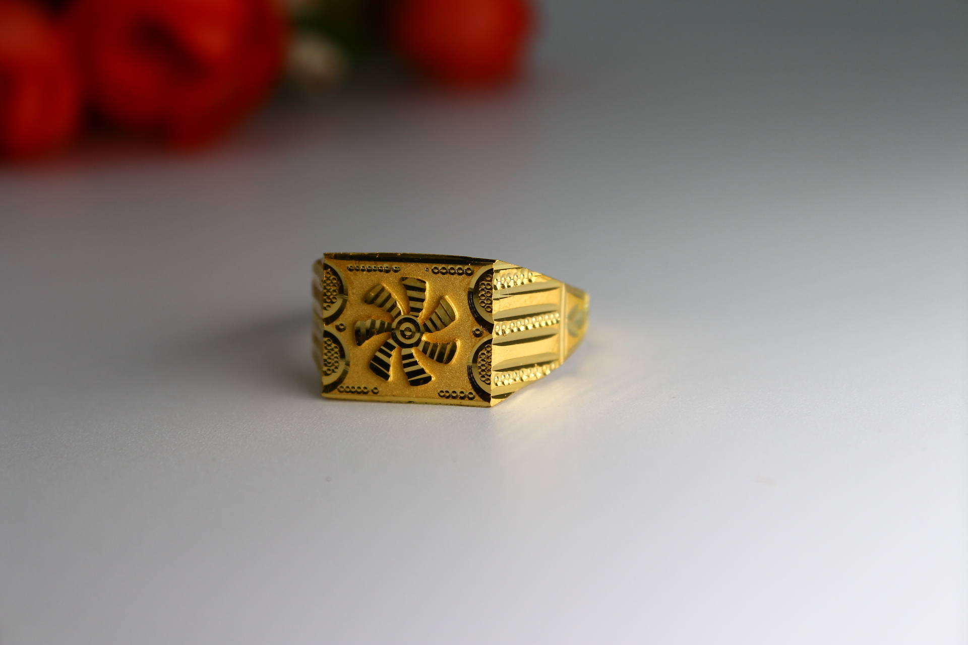 GENTS RING