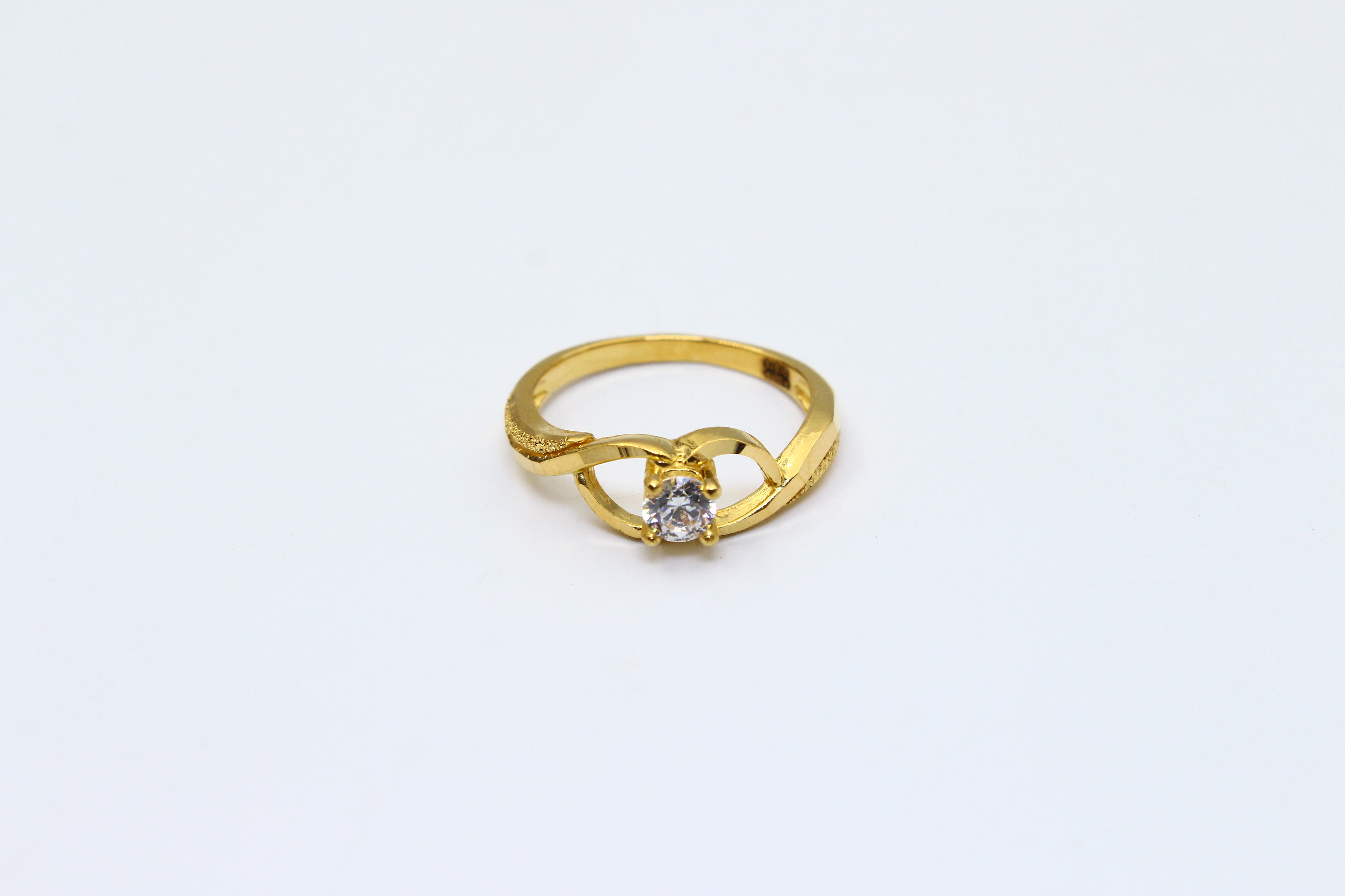 LADIES RING