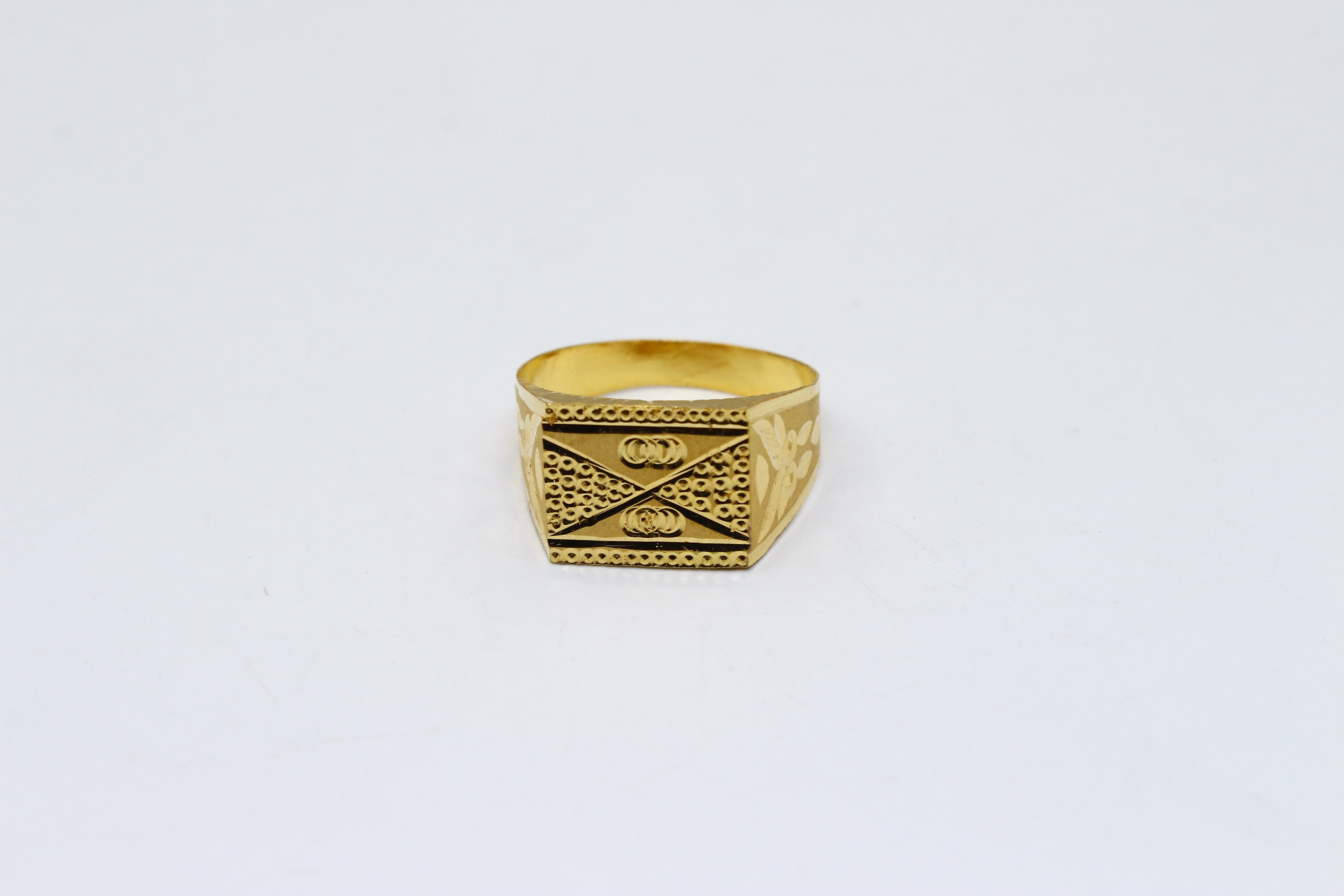 GENTS RING