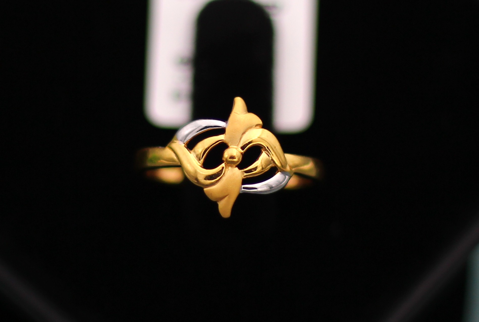 LADIES RING