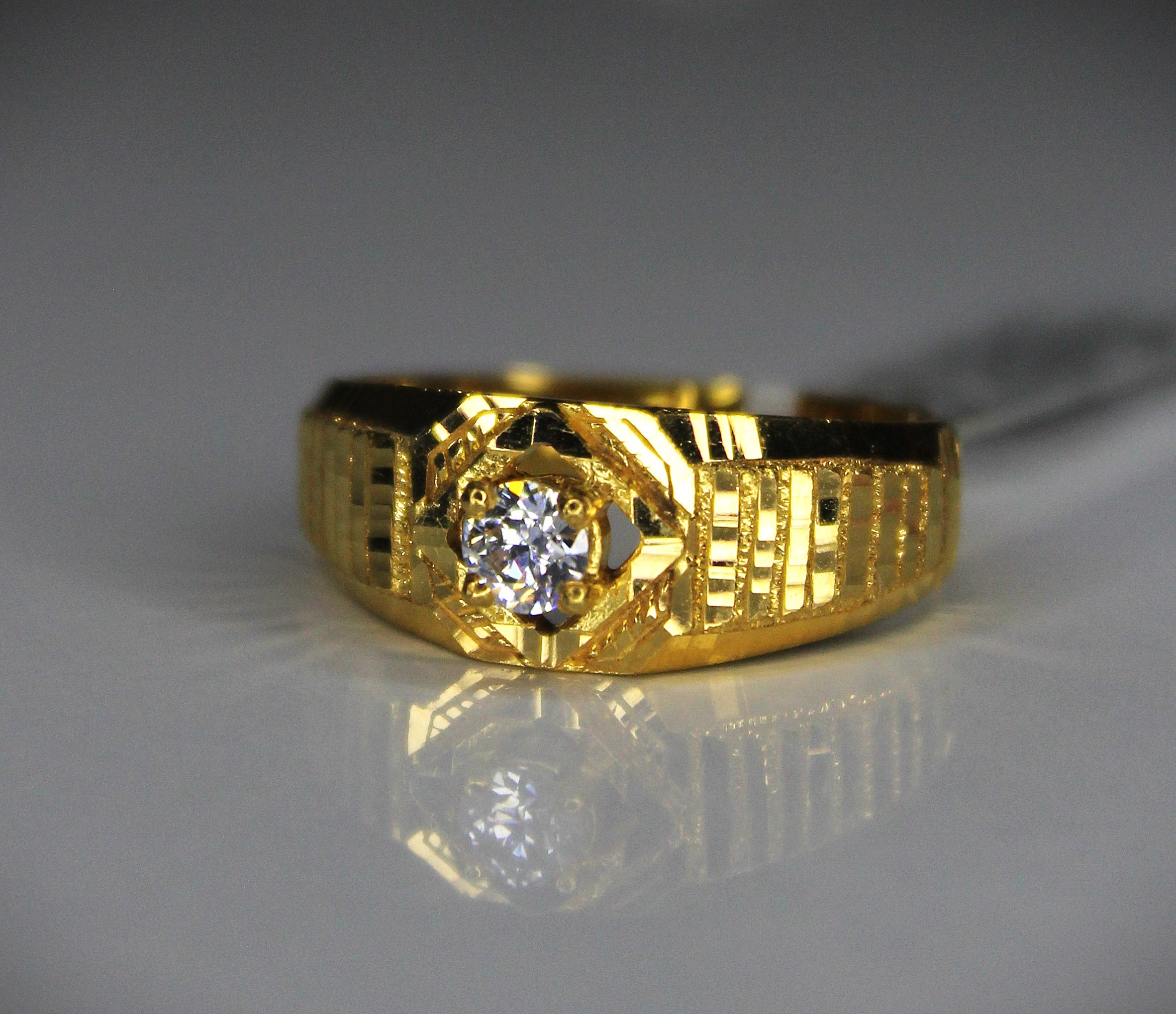 GENTS RING