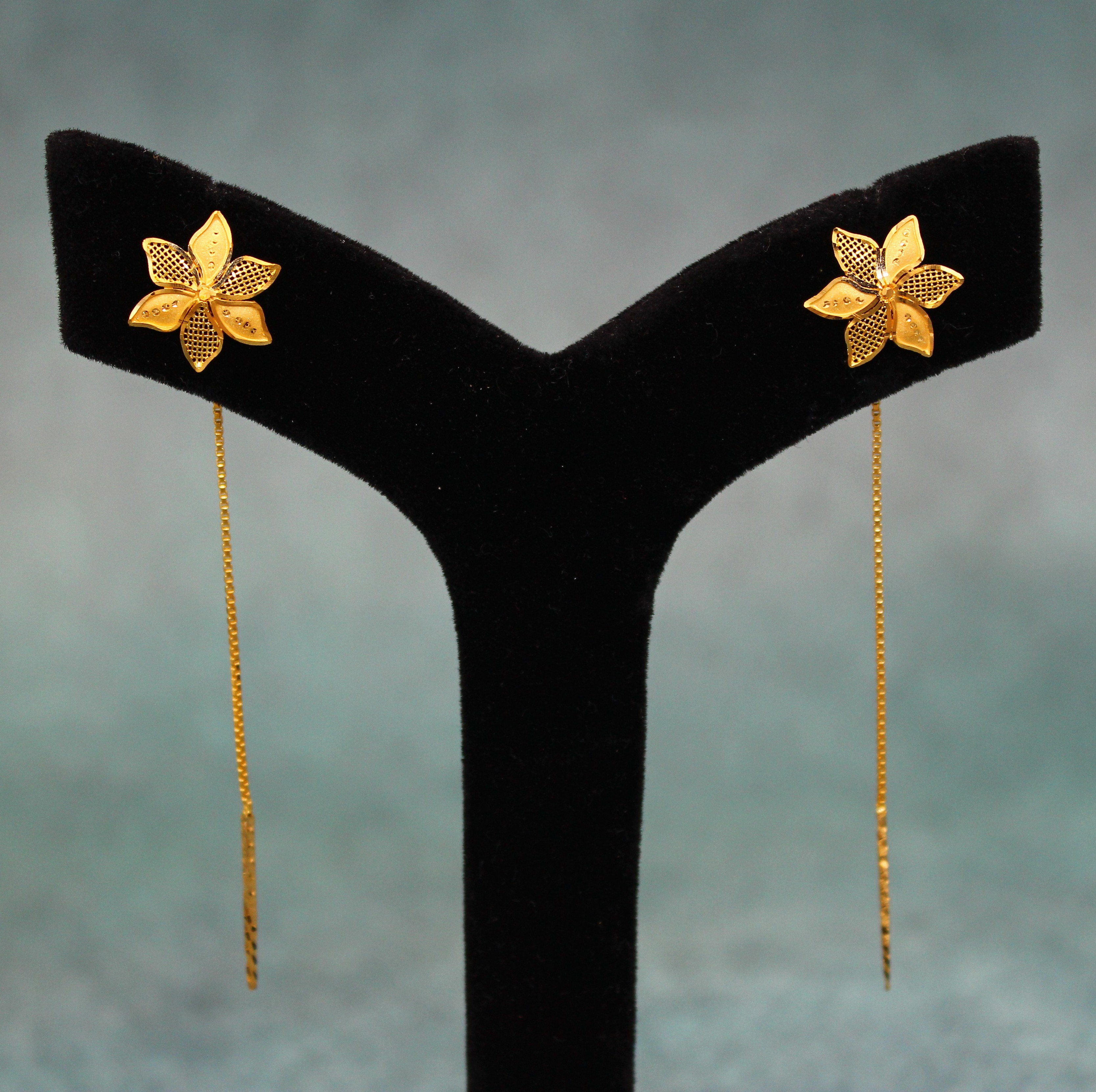 SUCH SUTO (SUI DHAGA)