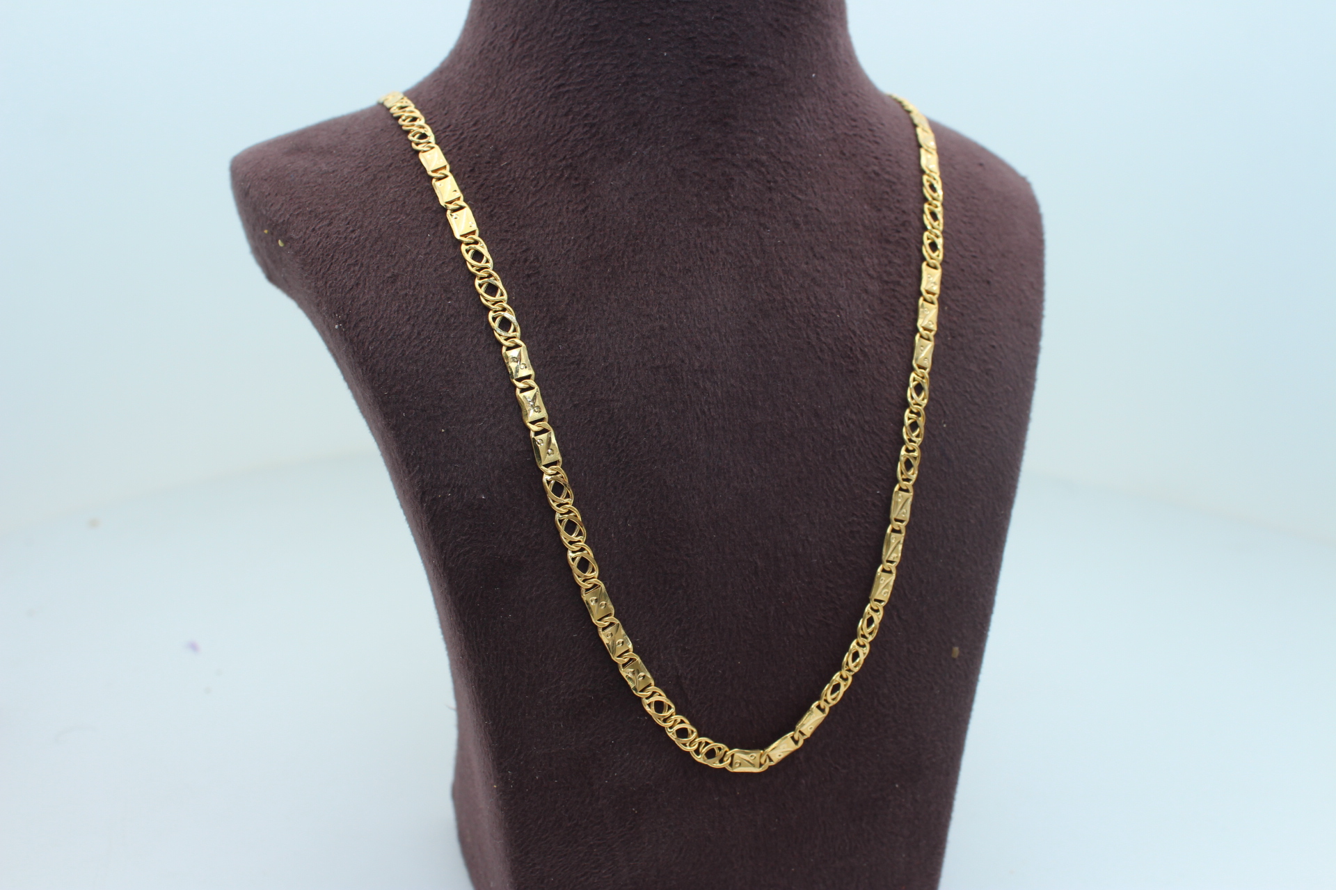 CHAIN