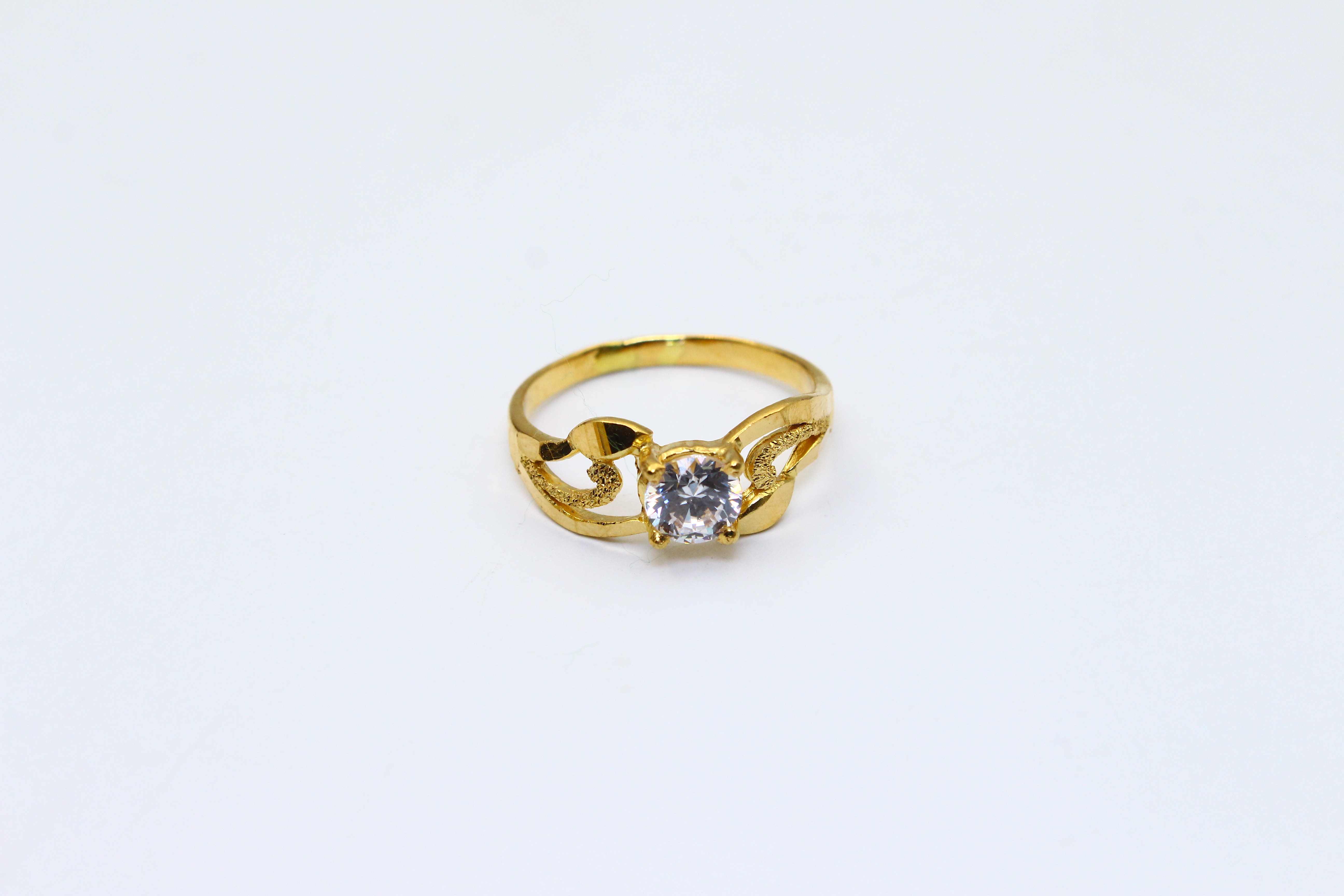LADIES RING