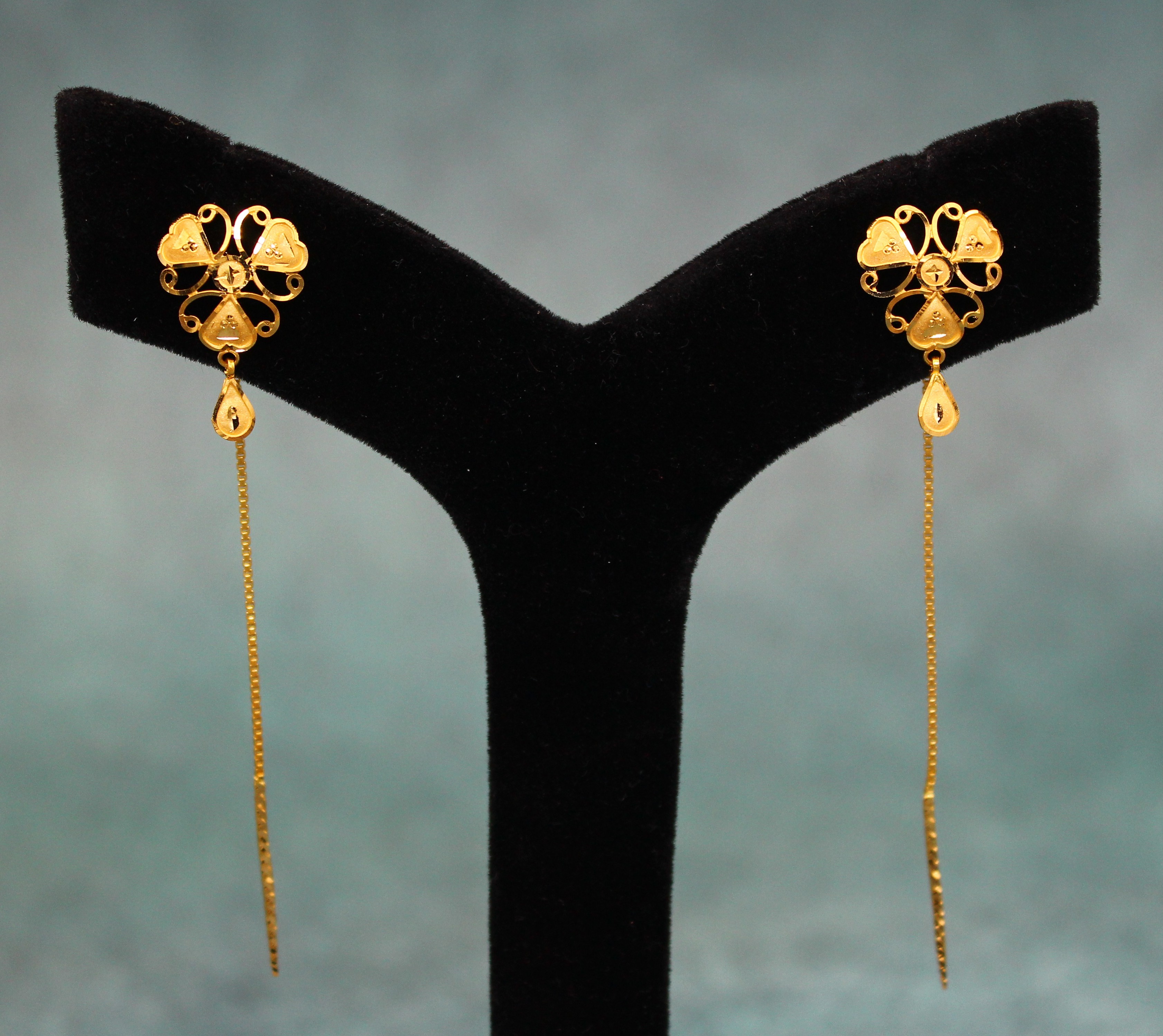 SUCH SUTO (SUI DHAGA)