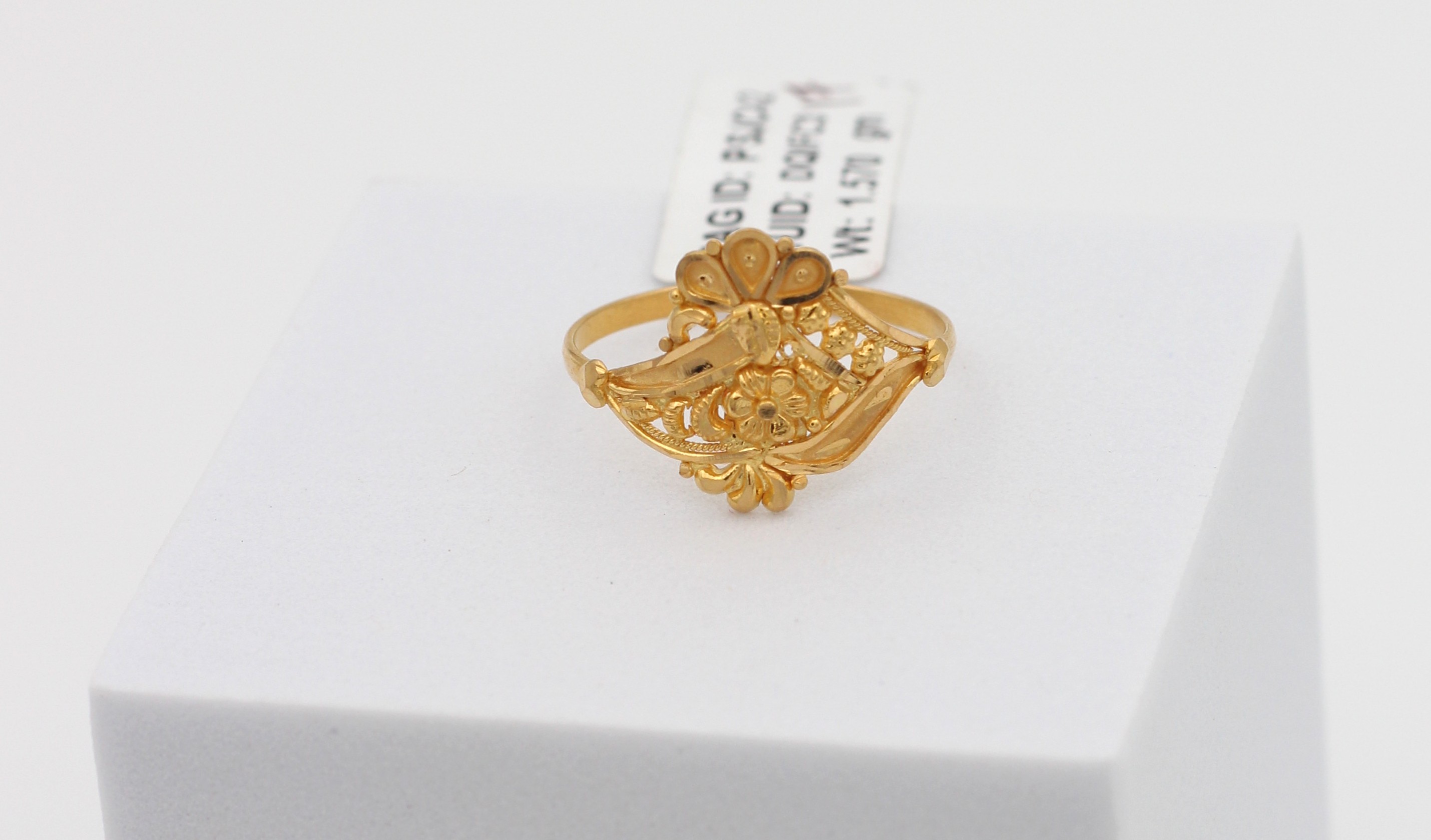 LADIES RING